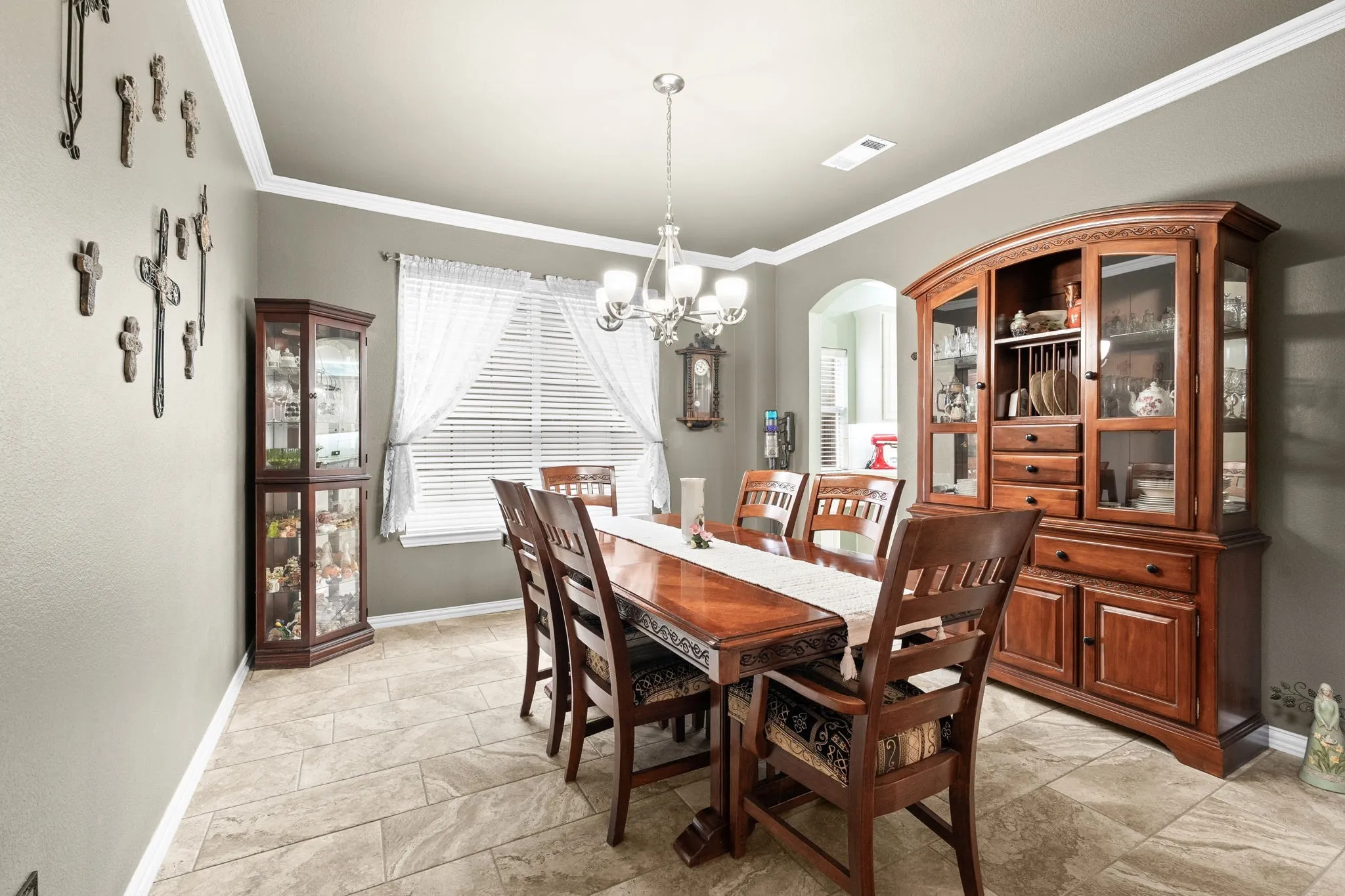 Single Family Residence For Sale in Collin County , 5305 Arrowhead Way, Mc Kinney, Texas 75072, 4 Bedroom, 3 Bathroom, 2 Garage spaces, 2,936 Sqft, built in 2001, Preowned, mls#21134493, Real Estate Agent in Mc Kinney, Homes For Sale in Collin county, Homes For Sale in Mc Kinney, Realtor in Mc Kinney Texas, Real Estate Brokerage Independent Realty Texas, Luminita Cordes Realtor