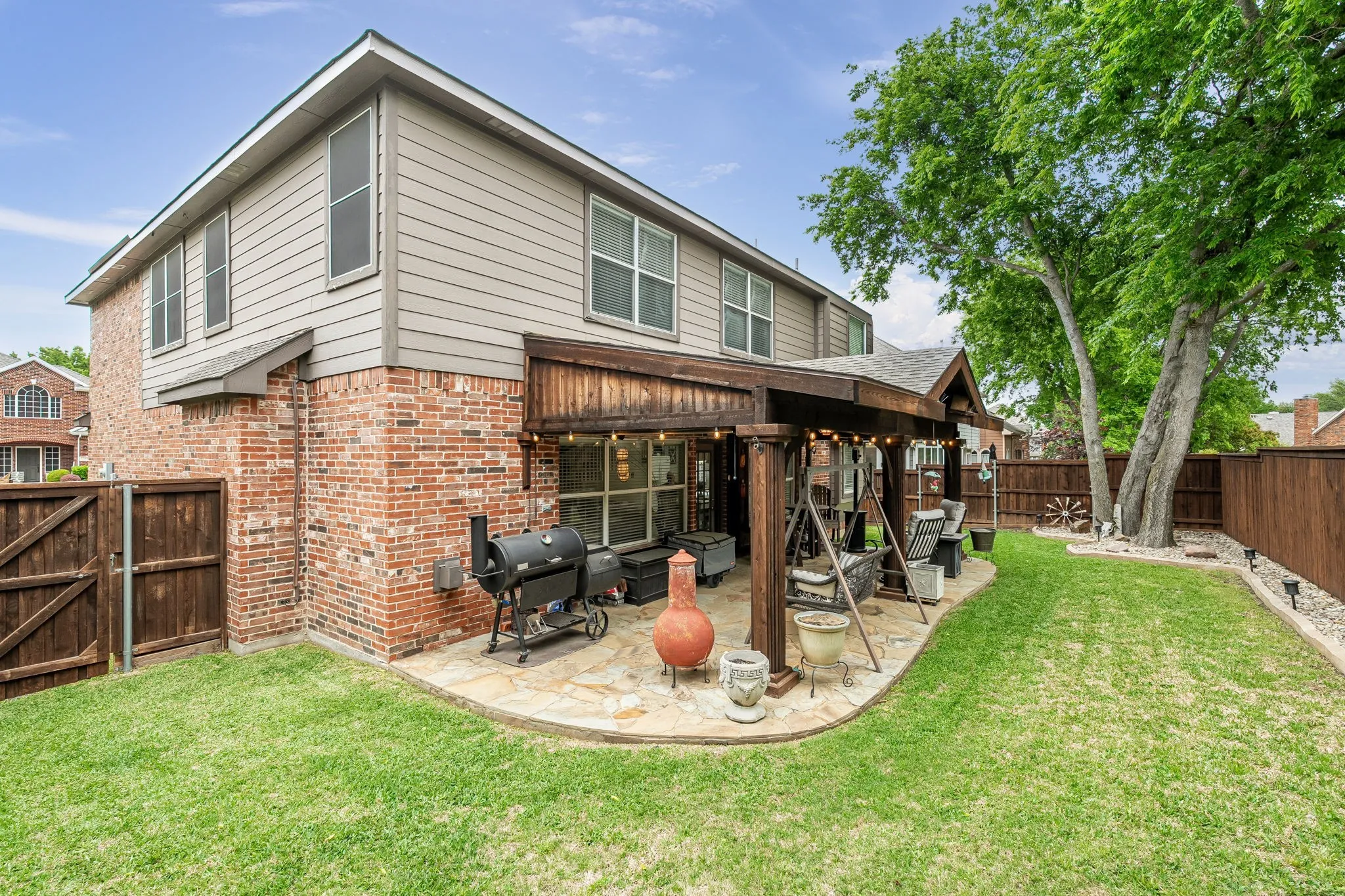 Single Family Residence For Sale in Collin County , 5305 Arrowhead Way, Mc Kinney, Texas 75072, 4 Bedroom, 3 Bathroom, 2 Garage spaces, 2,936 Sqft, built in 2001, Preowned, mls#21134493, Real Estate Agent in Mc Kinney, Homes For Sale in Collin county, Homes For Sale in Mc Kinney, Realtor in Mc Kinney Texas, Real Estate Brokerage Independent Realty Texas, Luminita Cordes Realtor