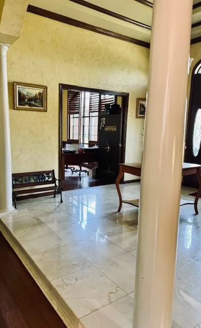 Single Family Residence For Sale in Henderson County , 4377 Fm 753, Athens, Texas 75751, 4 Bedrooms, 3 Bathrooms, 2 Garage spaces, 3,990 Sqft, built in 1995, Price $980,000, mls#21241638, Real Estate Agent in Athens, Homes For Sale in Henderson county, Homes For Sale in Athens, Realtor in Athens Texas, Real Estate Brokerage Independent Realty Texas, Luminita Cordes Realtor