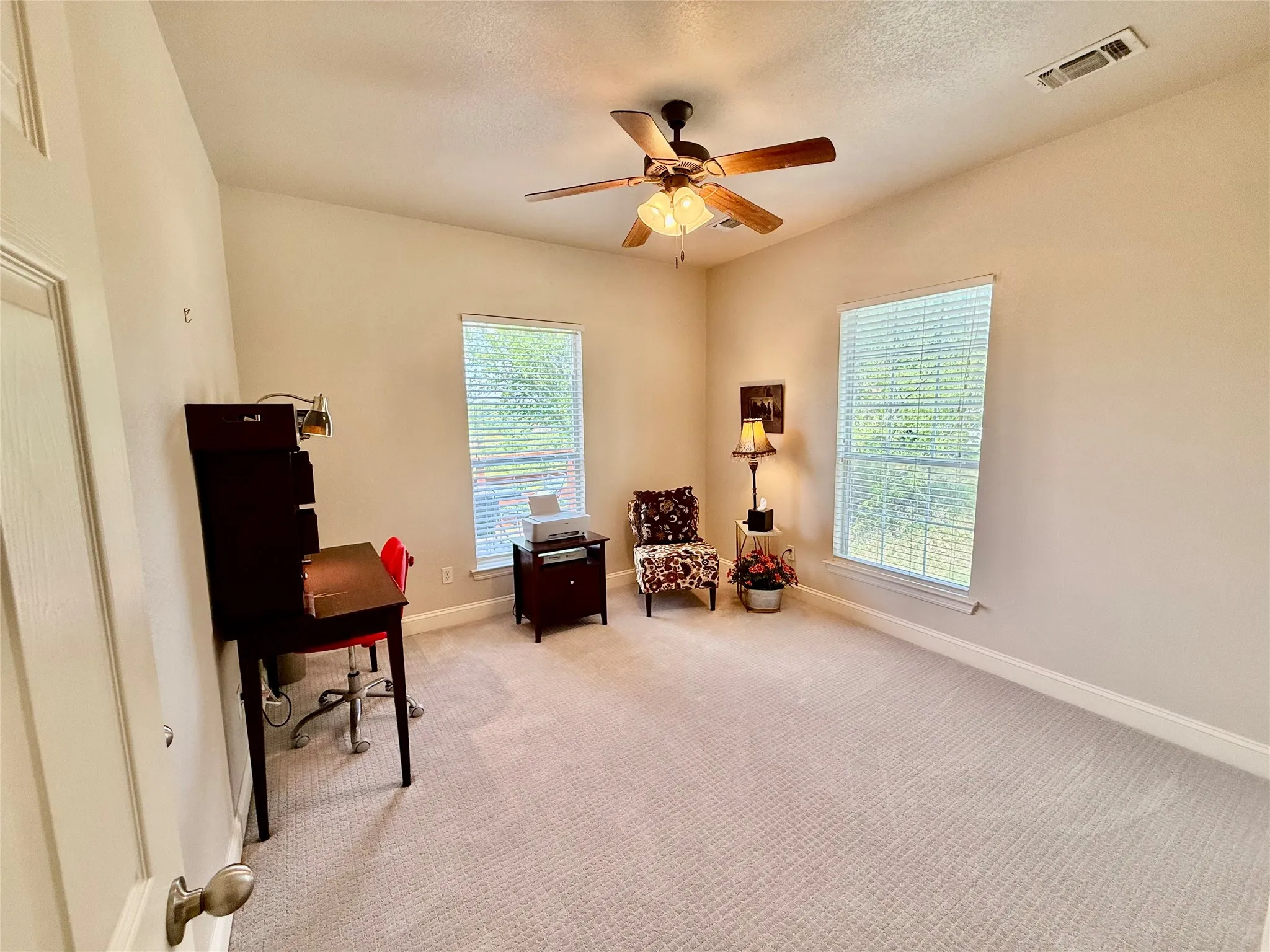 Single Family Residence For Sale in Wise County , 268 Private Road 1758, Chico, Texas 76431, 3 Bedroom, 2 Bathroom, 2 Garage spaces, 1,842 Sqft, built in 2007, Preowned, mls#21231719, Real Estate Agent in Chico, Homes For Sale in Wise county, Homes For Sale in Chico, Realtor in Chico Texas, Real Estate Brokerage Independent Realty Texas, Luminita Cordes Realtor