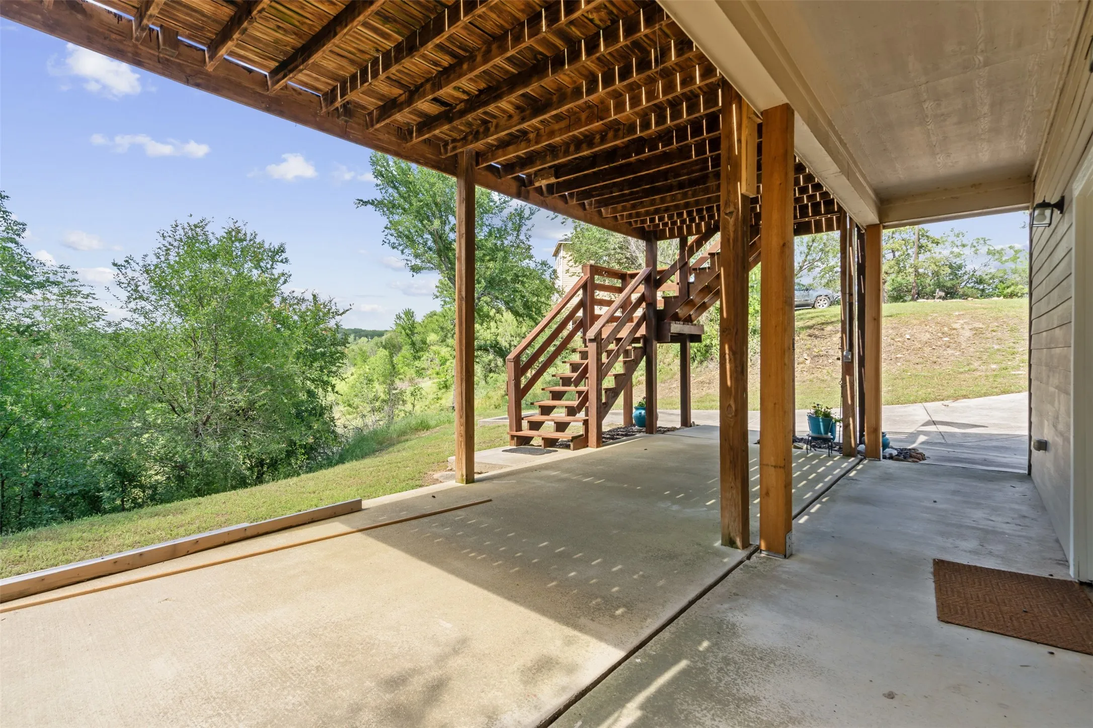 Single Family Residence For Sale in Wise County , 268 Private Road 1758, Chico, Texas 76431, 3 Bedroom, 2 Bathroom, 2 Garage spaces, 1,842 Sqft, built in 2007, Preowned, mls#21231719, Real Estate Agent in Chico, Homes For Sale in Wise county, Homes For Sale in Chico, Realtor in Chico Texas, Real Estate Brokerage Independent Realty Texas, Luminita Cordes Realtor