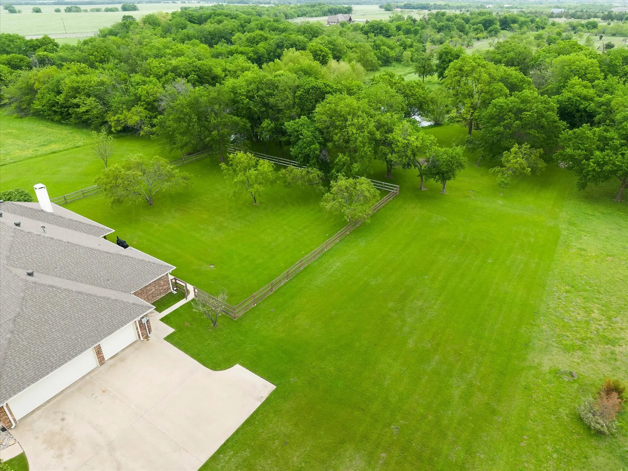 Single Family Residence For Sale in Rockwall County , 281 High Plains Trail, Royse City, Texas 75189, 4 Bedroom, 3 Bathroom, 3 Garage spaces, 2,521 Sqft, built in 2003, Preowned, mls#21217579, Real Estate Agent in Royse City, Homes For Sale in Rockwall county, Homes For Sale in Royse City, Realtor in Royse City Texas, Real Estate Brokerage Independent Realty Texas, Luminita Cordes Realtor