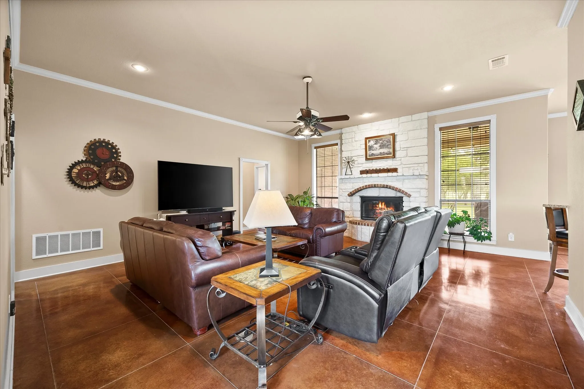 Single Family Residence For Sale in Rockwall County , 281 High Plains Trail, Royse City, Texas 75189, 4 Bedroom, 3 Bathroom, 3 Garage spaces, 2,521 Sqft, built in 2003, Preowned, mls#21217579, Real Estate Agent in Royse City, Homes For Sale in Rockwall county, Homes For Sale in Royse City, Realtor in Royse City Texas, Real Estate Brokerage Independent Realty Texas, Luminita Cordes Realtor