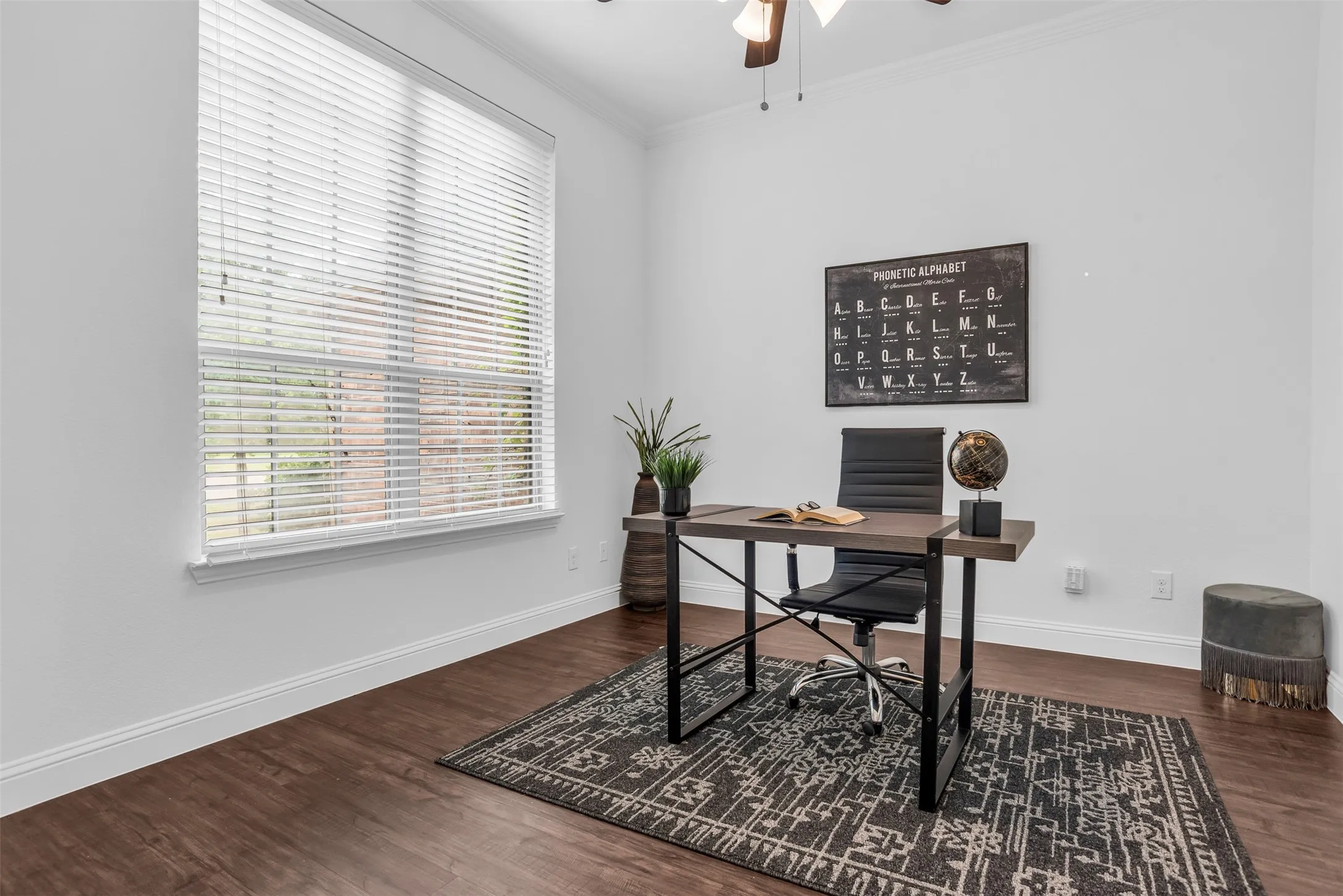 Single Family Residence For Sale in Ellis County , 1130 Yukon Boulevard, Waxahachie, Texas 75167, 4 Bedroom, 3 Bathroom, 2 Garage spaces, 2,316 Sqft, built in 2017, Preowned, mls#21232834, Real Estate Agent in Waxahachie, Homes For Sale in Ellis county, Homes For Sale in Waxahachie, Realtor in Waxahachie Texas, Real Estate Brokerage Independent Realty Texas, Luminita Cordes Realtor