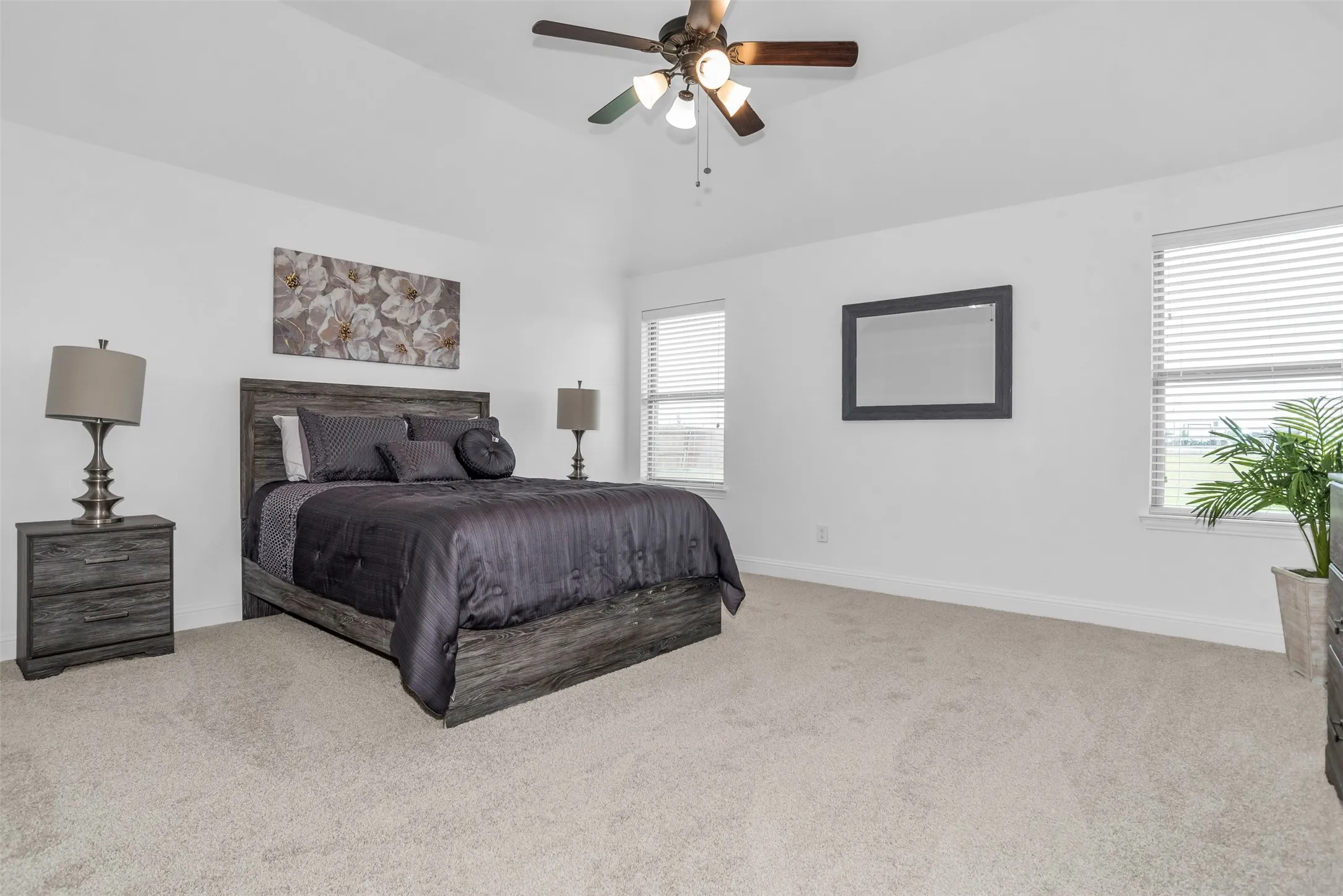 Single Family Residence For Sale in Ellis County , 1130 Yukon Boulevard, Waxahachie, Texas 75167, 4 Bedroom, 3 Bathroom, 2 Garage spaces, 2,316 Sqft, built in 2017, Preowned, mls#21232834, Real Estate Agent in Waxahachie, Homes For Sale in Ellis county, Homes For Sale in Waxahachie, Realtor in Waxahachie Texas, Real Estate Brokerage Independent Realty Texas, Luminita Cordes Realtor