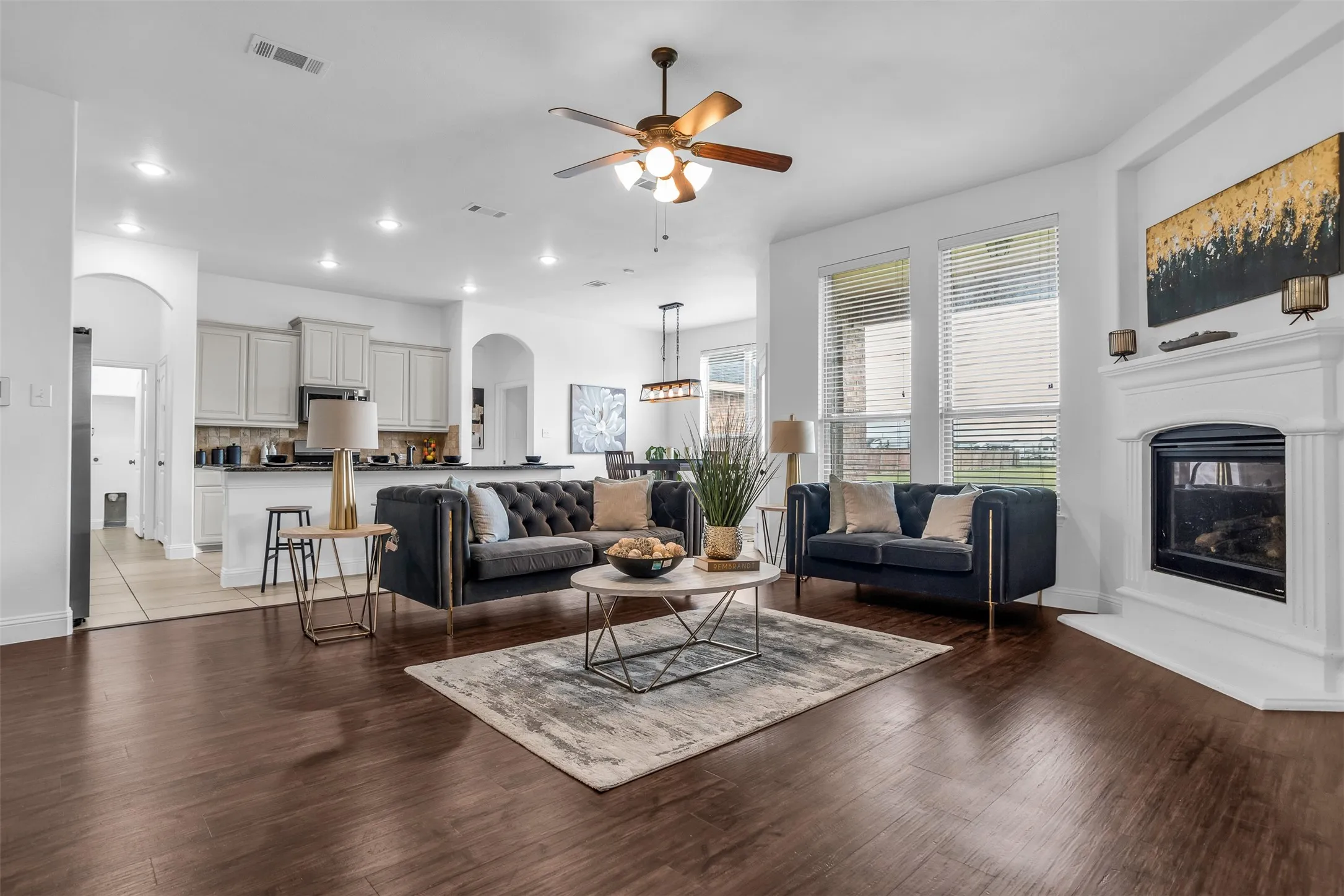 Single Family Residence For Sale in Ellis County , 1130 Yukon Boulevard, Waxahachie, Texas 75167, 4 Bedroom, 3 Bathroom, 2 Garage spaces, 2,316 Sqft, built in 2017, Preowned, mls#21232834, Real Estate Agent in Waxahachie, Homes For Sale in Ellis county, Homes For Sale in Waxahachie, Realtor in Waxahachie Texas, Real Estate Brokerage Independent Realty Texas, Luminita Cordes Realtor