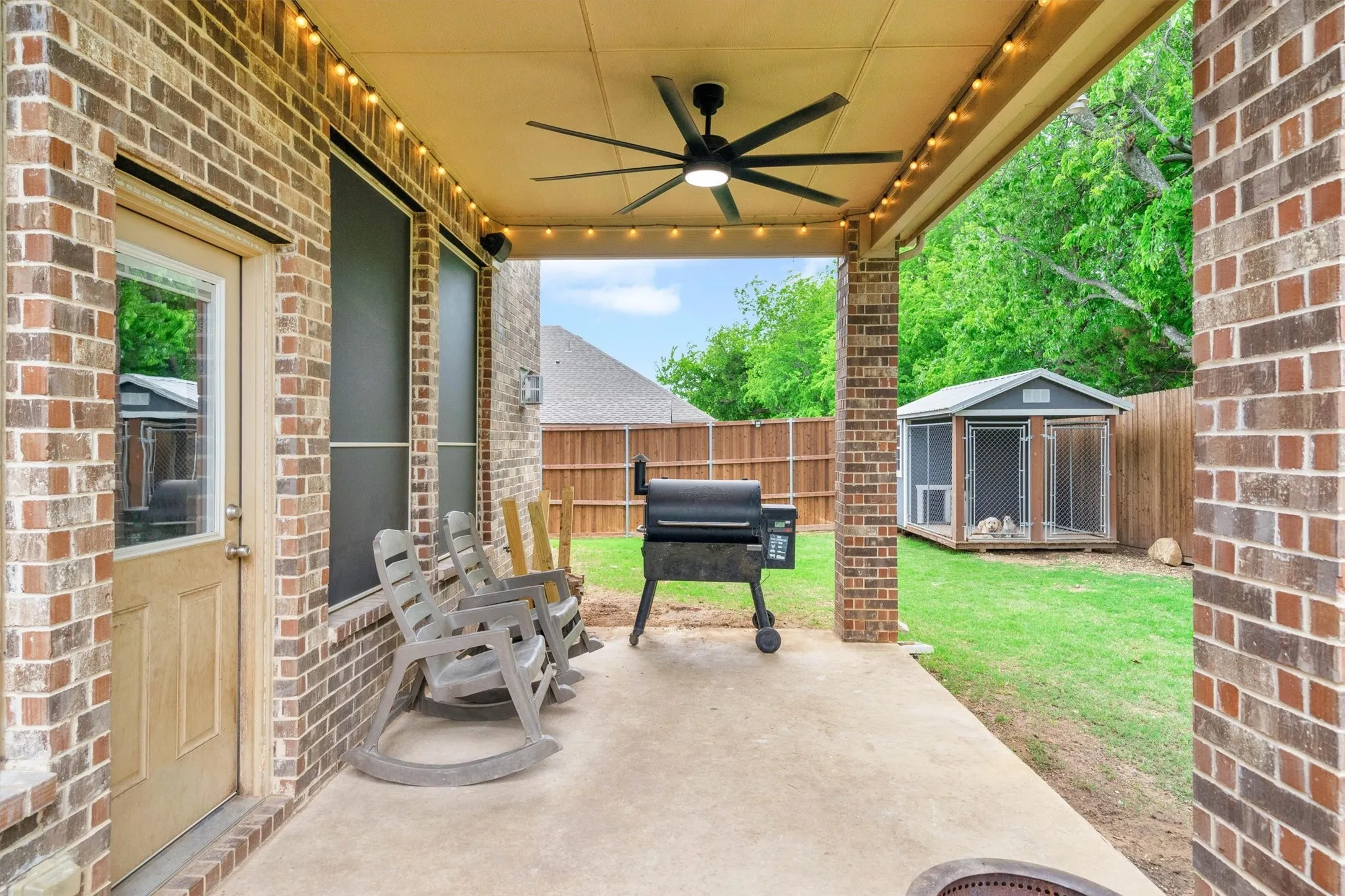 Single Family Residence For Sale in Ellis County , 3233 Burgundy Lane, Midlothian, Texas 76065, 4 Bedroom, 3 Bathroom, 3 Garage spaces, 2,782 Sqft, built in 2018, Preowned, mls#21241760, Real Estate Agent in Midlothian, Homes For Sale in Ellis county, Homes For Sale in Midlothian, Realtor in Midlothian Texas, Real Estate Brokerage Independent Realty Texas, Luminita Cordes Realtor