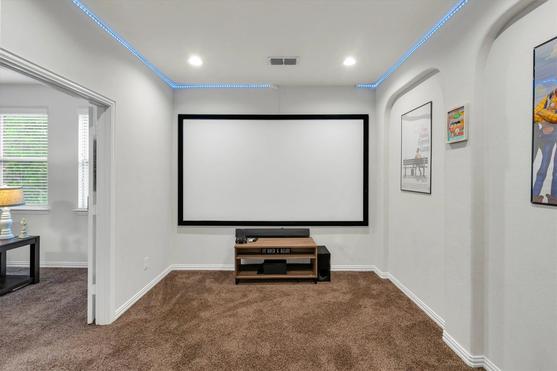 Single Family Residence For Sale in Ellis County , 3233 Burgundy Lane, Midlothian, Texas 76065, 4 Bedroom, 3 Bathroom, 3 Garage spaces, 2,782 Sqft, built in 2018, Preowned, mls#21241760, Real Estate Agent in Midlothian, Homes For Sale in Ellis county, Homes For Sale in Midlothian, Realtor in Midlothian Texas, Real Estate Brokerage Independent Realty Texas, Luminita Cordes Realtor