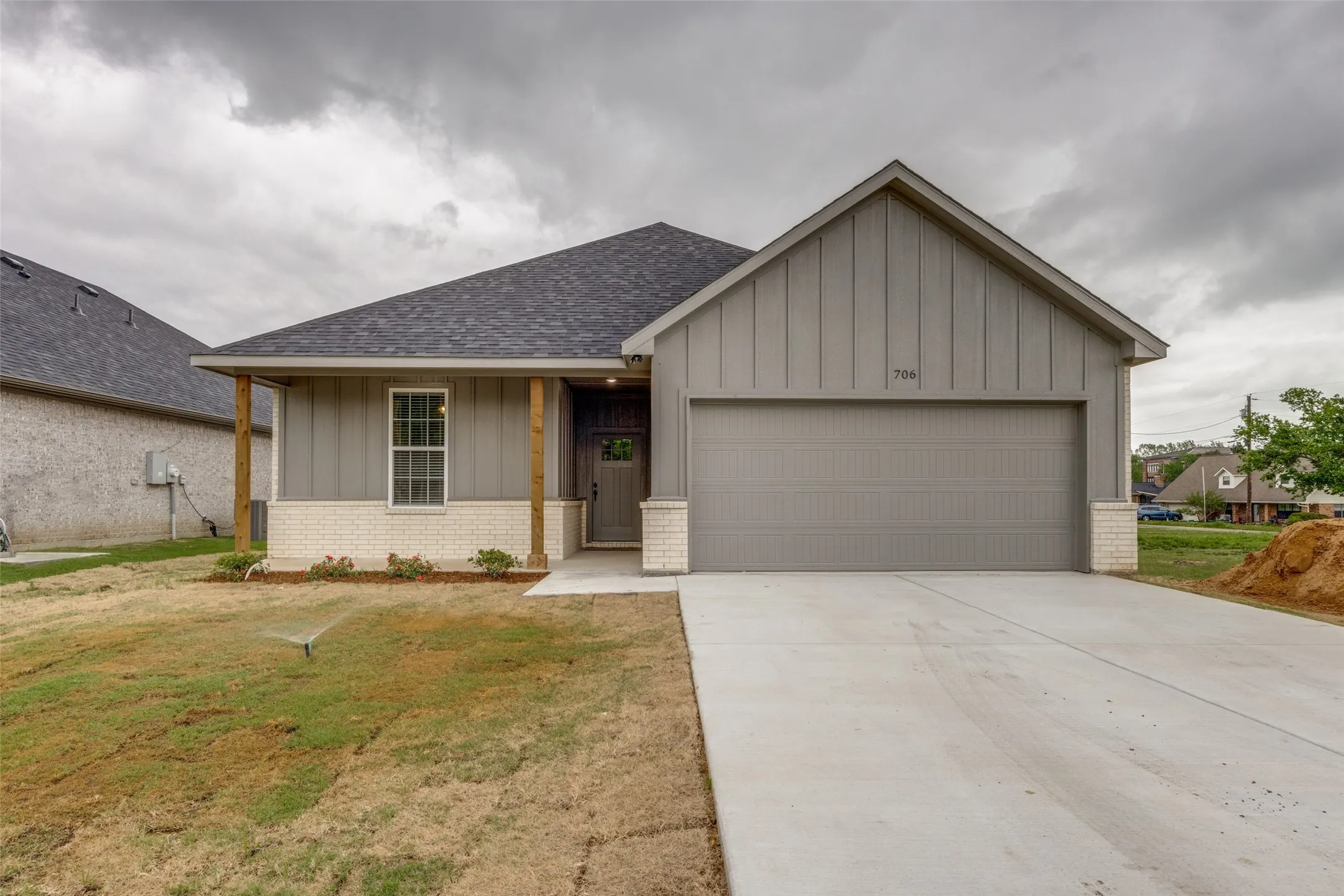 Single Family Residence For Sale in Hunt County , 706 Turner Street, Wolfe City, Texas 75496, 4 Bedroom, 2 Bathroom, 2 Garage spaces, 1,714 Sqft, built in 2026, mls#21241592, Real Estate Agent in Wolfe City, Homes For Sale in Hunt county, Homes For Sale in Wolfe City, Realtor in Wolfe City Texas, Real Estate Brokerage Independent Realty Texas, Luminita Cordes Realtor