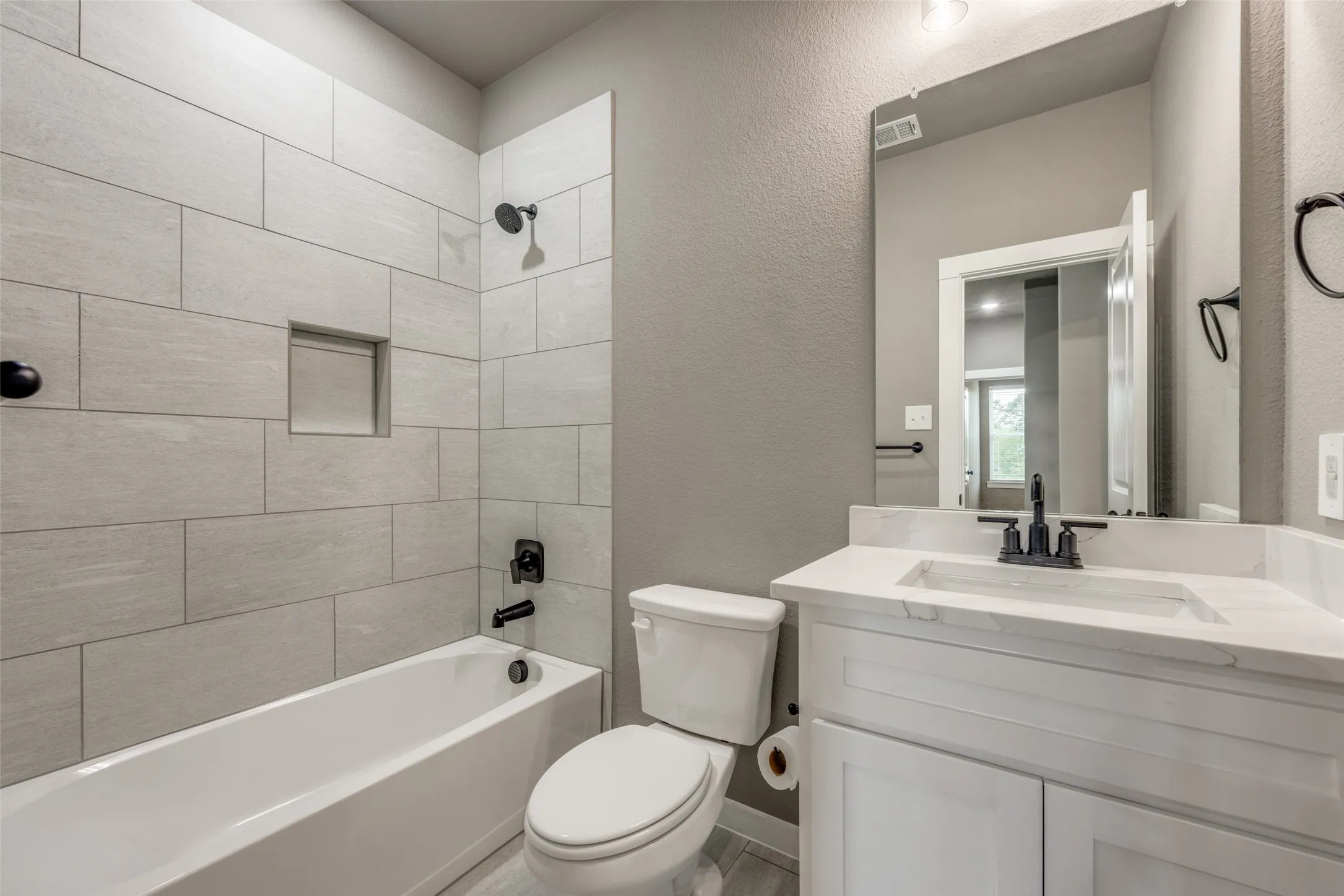 Single Family Residence For Sale in Hunt County , 706 Turner Street, Wolfe City, Texas 75496, 4 Bedroom, 2 Bathroom, 2 Garage spaces, 1,714 Sqft, built in 2026, mls#21241592, Real Estate Agent in Wolfe City, Homes For Sale in Hunt county, Homes For Sale in Wolfe City, Realtor in Wolfe City Texas, Real Estate Brokerage Independent Realty Texas, Luminita Cordes Realtor