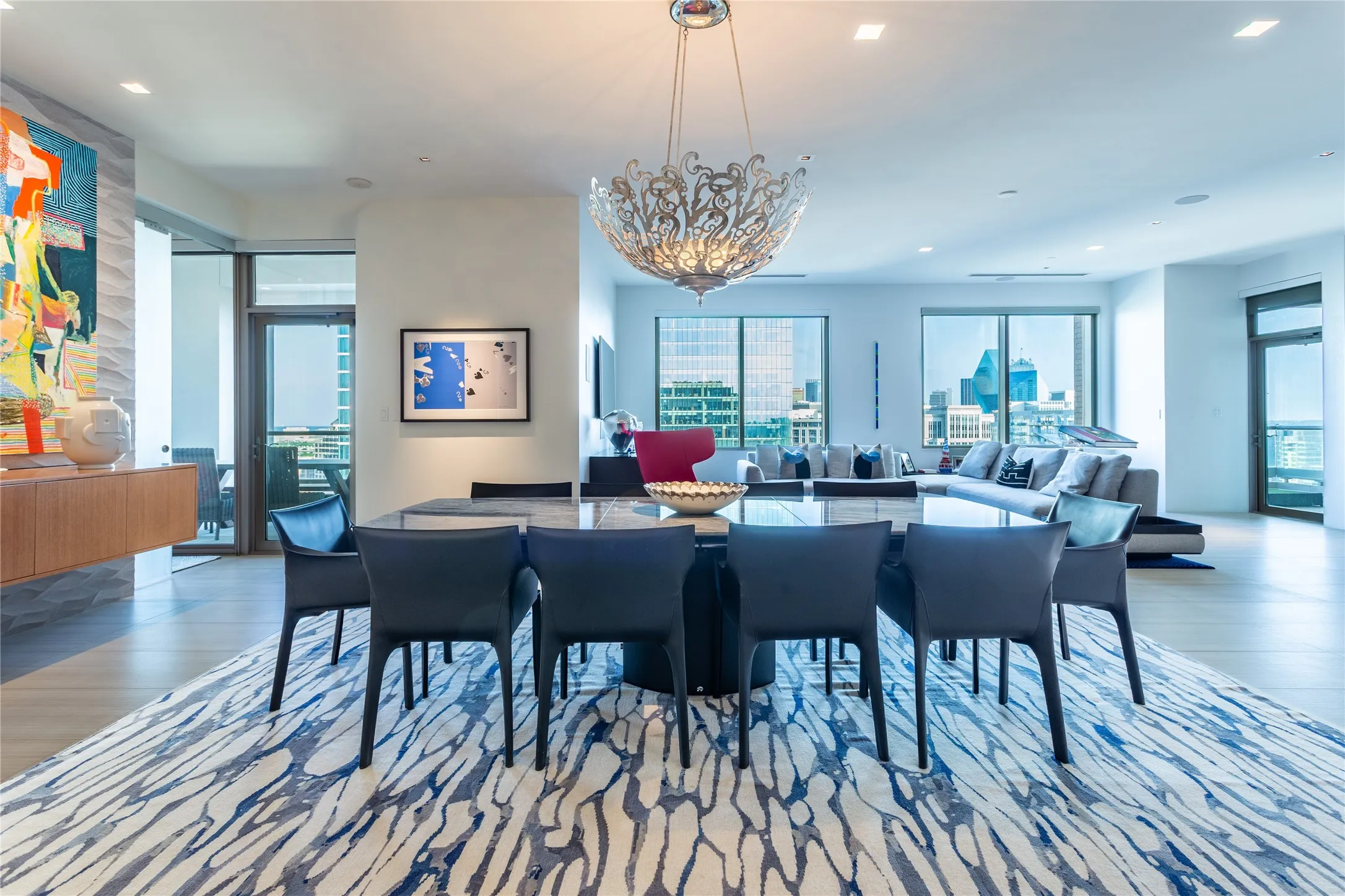 Large Dining with a floating buffet