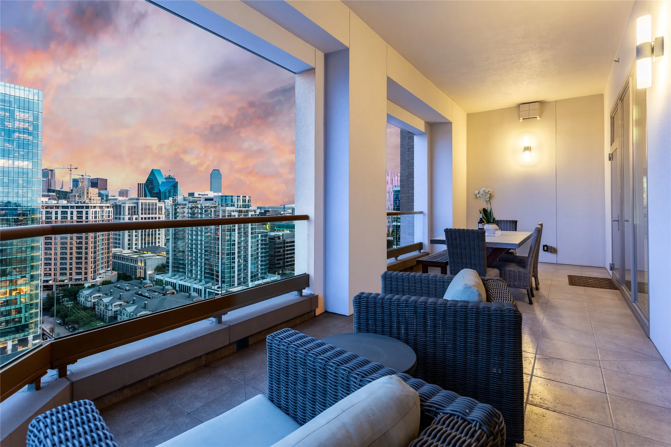 Enjoy Coffee in the morning or cocktails in the evening, overlooking Downtown.