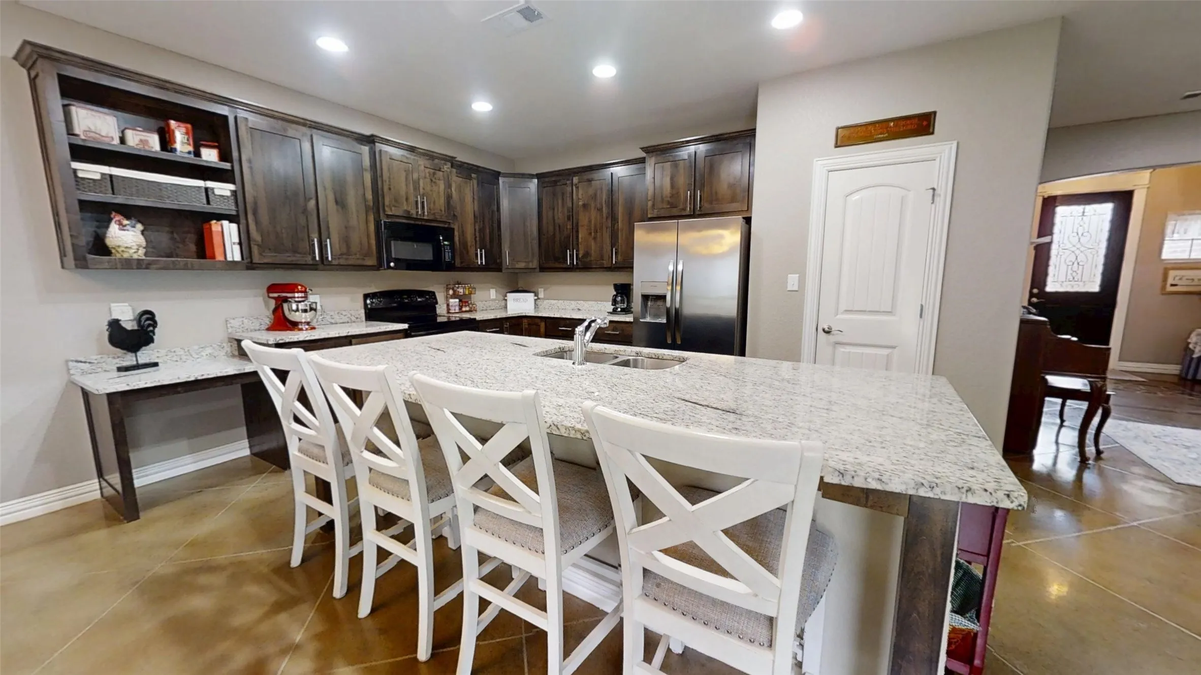 Single Family Residence For Sale in Hood County , 3904 Laramie Trail, Granbury, Texas 76048, 3 Bedroom, 2 Bathroom, 2 Garage spaces, 1,884 Sqft, built in 2015, Preowned, mls#21240906, Real Estate Agent in Granbury, Homes For Sale in Hood county, Homes For Sale in Granbury, Realtor in Granbury Texas, Real Estate Brokerage Independent Realty Texas, Luminita Cordes Realtor