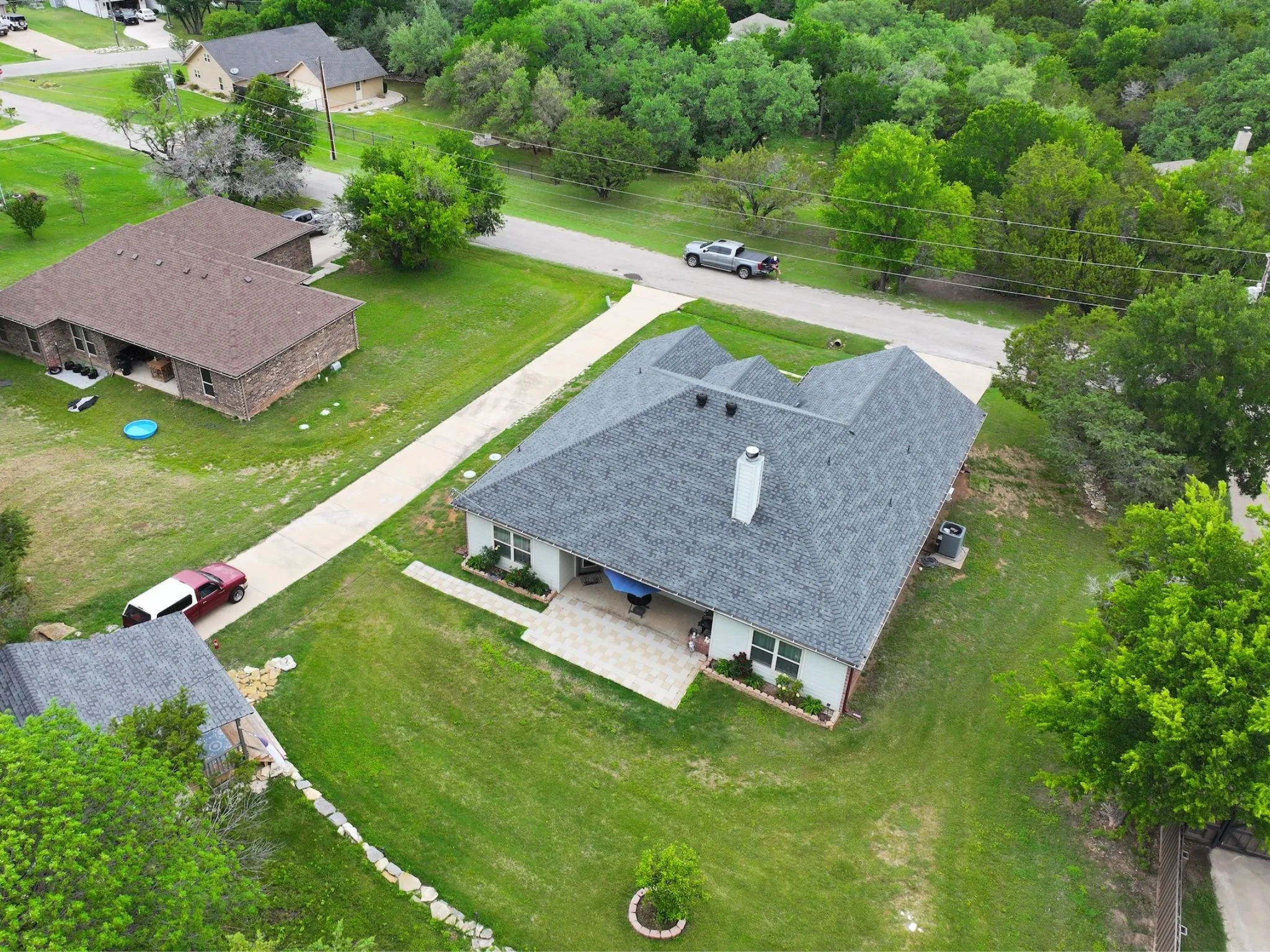 Single Family Residence For Sale in Hood County , 3904 Laramie Trail, Granbury, Texas 76048, 3 Bedroom, 2 Bathroom, 2 Garage spaces, 1,884 Sqft, built in 2015, Preowned, mls#21240906, Real Estate Agent in Granbury, Homes For Sale in Hood county, Homes For Sale in Granbury, Realtor in Granbury Texas, Real Estate Brokerage Independent Realty Texas, Luminita Cordes Realtor