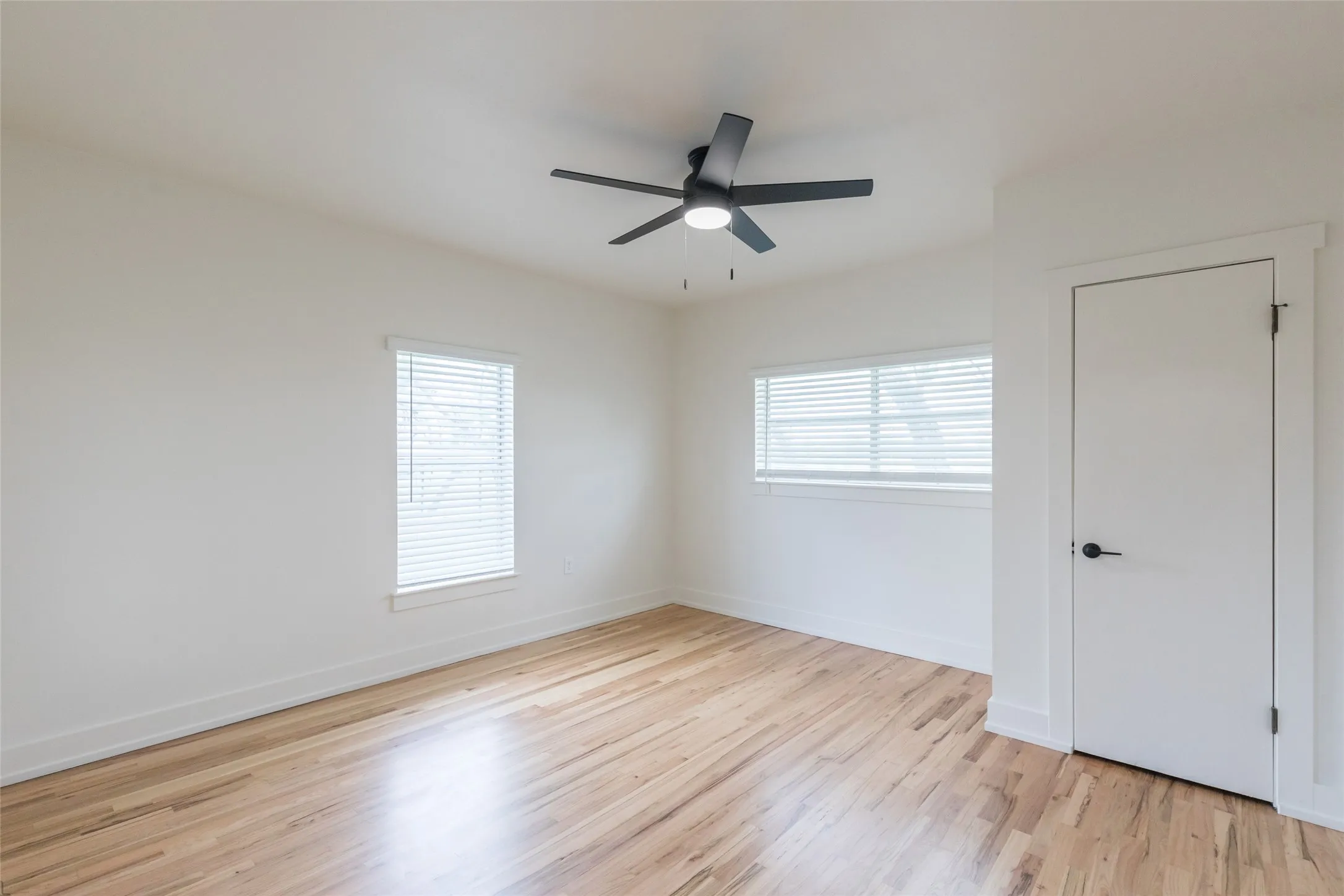 Single Family Residence For Sale in Taylor County , 533 Greenfield Road, Abilene, Texas 79602, 3 Bedroom, 2 Bathroom, Garage spaces, 1,548 Sqft, built in 1916, mls#21241593, Real Estate Agent in Abilene, Homes For Sale in Taylor county, Homes For Sale in Abilene, Realtor in Abilene Texas, Real Estate Brokerage Independent Realty Texas, Luminita Cordes Realtor