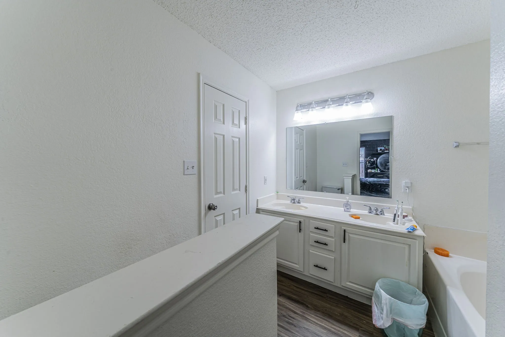 Single Family Residence For Sale in Tarrant County , 7404 Grass Valley Trail, Fort Worth, Texas 76123, 4 Bedroom, 2 Bathroom, 2 Garage spaces, 1,854 Sqft, built in 2003, mls#21237608, Real Estate Agent in Fort Worth, Homes For Sale in Tarrant county, Homes For Sale in Fort Worth, Realtor in Fort Worth Texas, Real Estate Brokerage Independent Realty Texas, Luminita Cordes Realtor