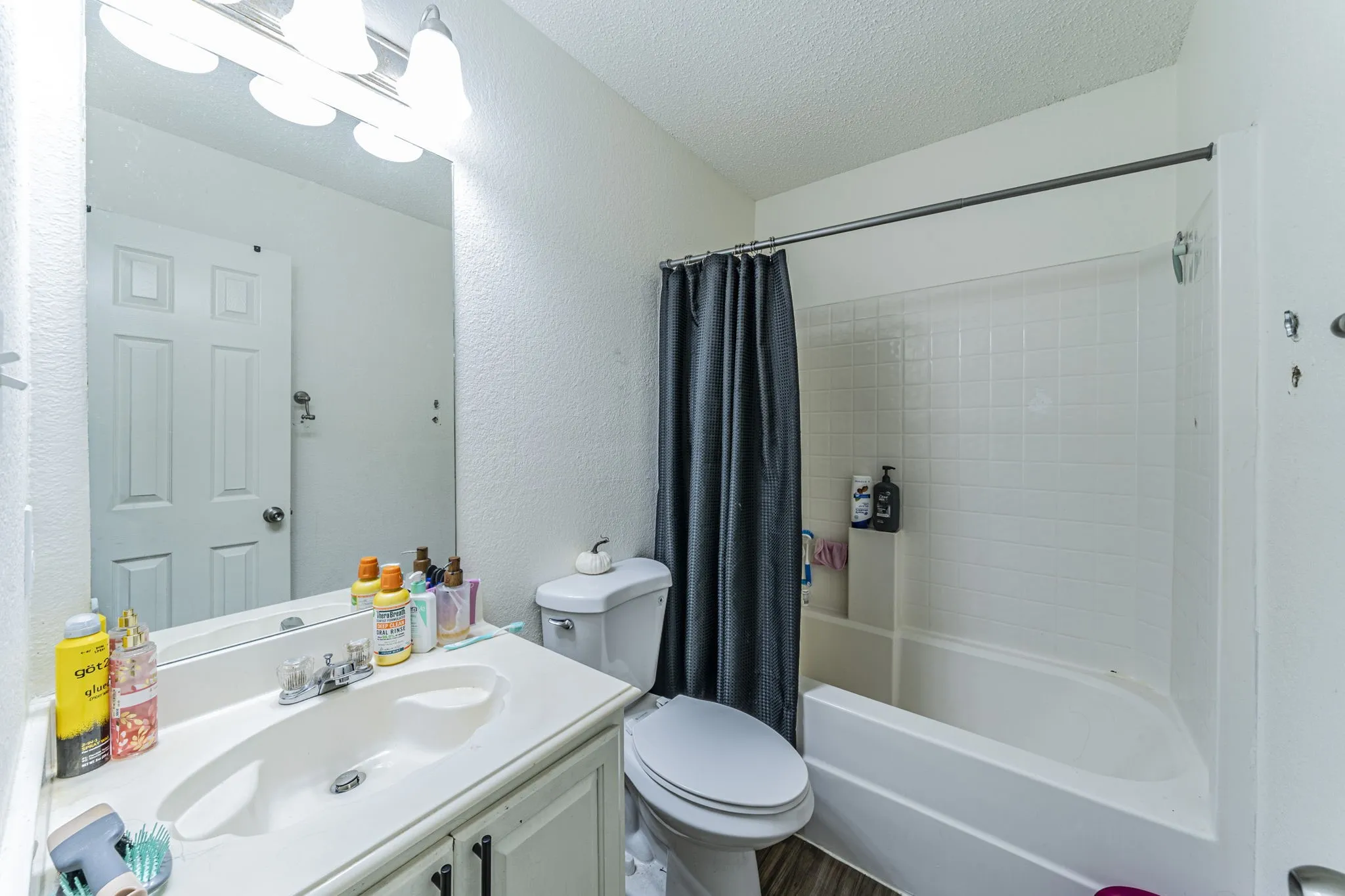 Single Family Residence For Sale in Tarrant County , 7404 Grass Valley Trail, Fort Worth, Texas 76123, 4 Bedroom, 2 Bathroom, 2 Garage spaces, 1,854 Sqft, built in 2003, mls#21237608, Real Estate Agent in Fort Worth, Homes For Sale in Tarrant county, Homes For Sale in Fort Worth, Realtor in Fort Worth Texas, Real Estate Brokerage Independent Realty Texas, Luminita Cordes Realtor