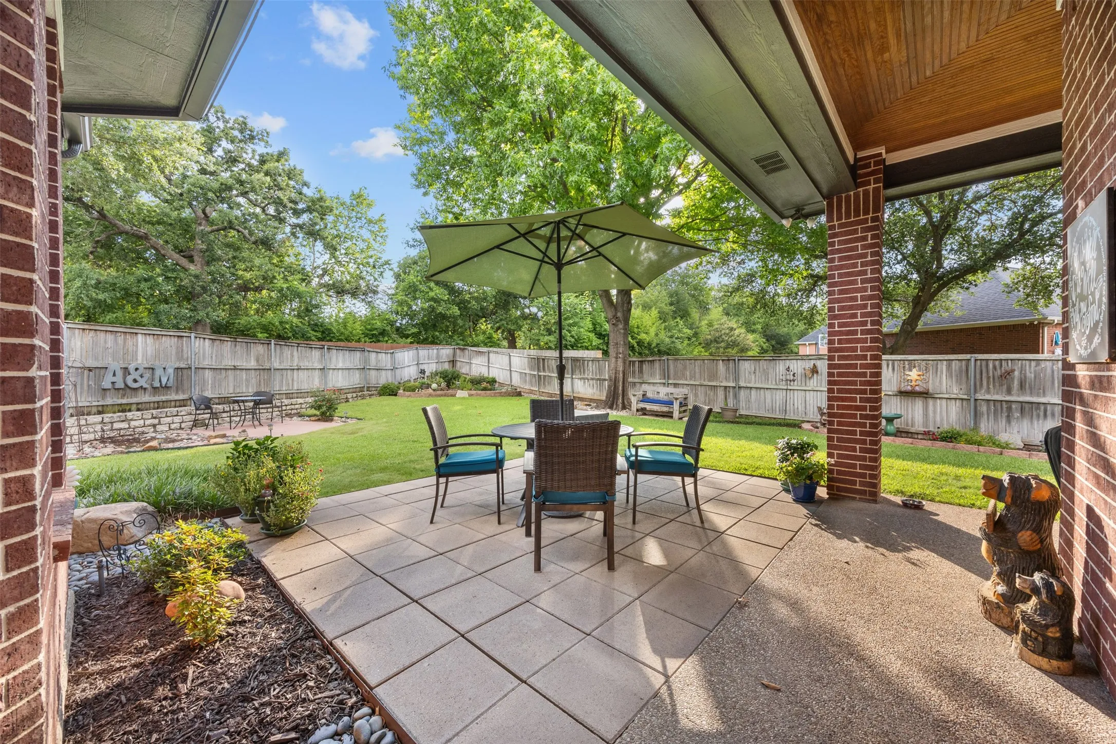 Single Family Residence For Sale in Tarrant County , 3 Katie Court, Mansfield, Texas 76063, 4 Bedroom, 5 Bathroom, 3 Garage spaces, 4,010 Sqft, built in 1998, mls#21239174, Real Estate Agent in Mansfield, Homes For Sale in Tarrant county, Homes For Sale in Mansfield, Realtor in Mansfield Texas, Real Estate Brokerage Independent Realty Texas, Luminita Cordes Realtor