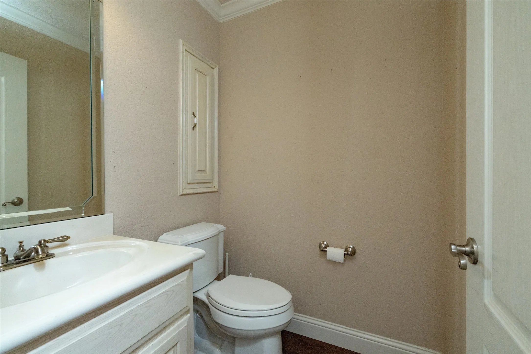 Single Family Residence For Sale in Wise County , 603 Runaway Bay Drive, Runaway Bay, Texas 76426, 3 Bedrooms, 3 Bathrooms, 3 Garage spaces, 2,569 Sqft, built in 2004, Price $425,000, mls#21241732, Real Estate Agent in Runaway Bay, Homes For Sale in Wise county, Homes For Sale in Runaway Bay, Realtor in Runaway Bay Texas, Real Estate Brokerage Independent Realty Texas, Luminita Cordes Realtor