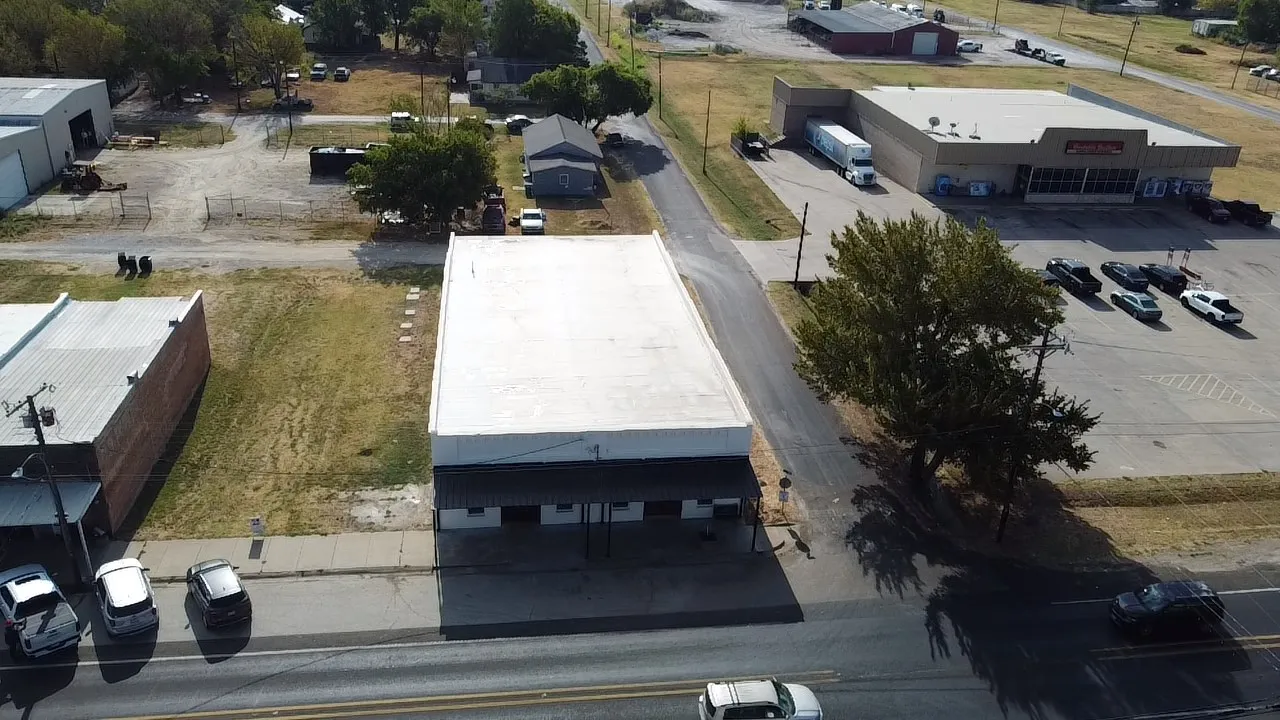 Business For Sale in Ellis County , 201 N Main Street, Maypearl, Texas 76064, 0, 0, Garage spaces, 0 Sqft, built in 1928, Preowned, mls#21241931, Real Estate Agent in Maypearl, Homes For Sale in Ellis county, Homes For Sale in Maypearl, Realtor in Maypearl Texas, Real Estate Brokerage Independent Realty Texas, Luminita Cordes Realtor