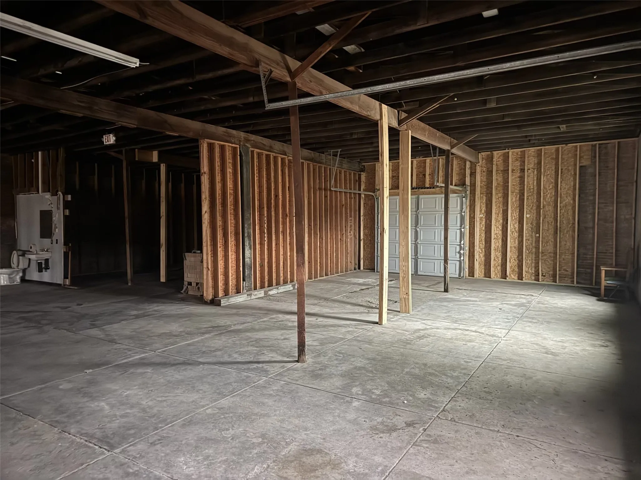 Business For Sale in Ellis County , 201 N Main Street, Maypearl, Texas 76064, 0, 0, Garage spaces, 0 Sqft, built in 1928, Preowned, mls#21241931, Real Estate Agent in Maypearl, Homes For Sale in Ellis county, Homes For Sale in Maypearl, Realtor in Maypearl Texas, Real Estate Brokerage Independent Realty Texas, Luminita Cordes Realtor