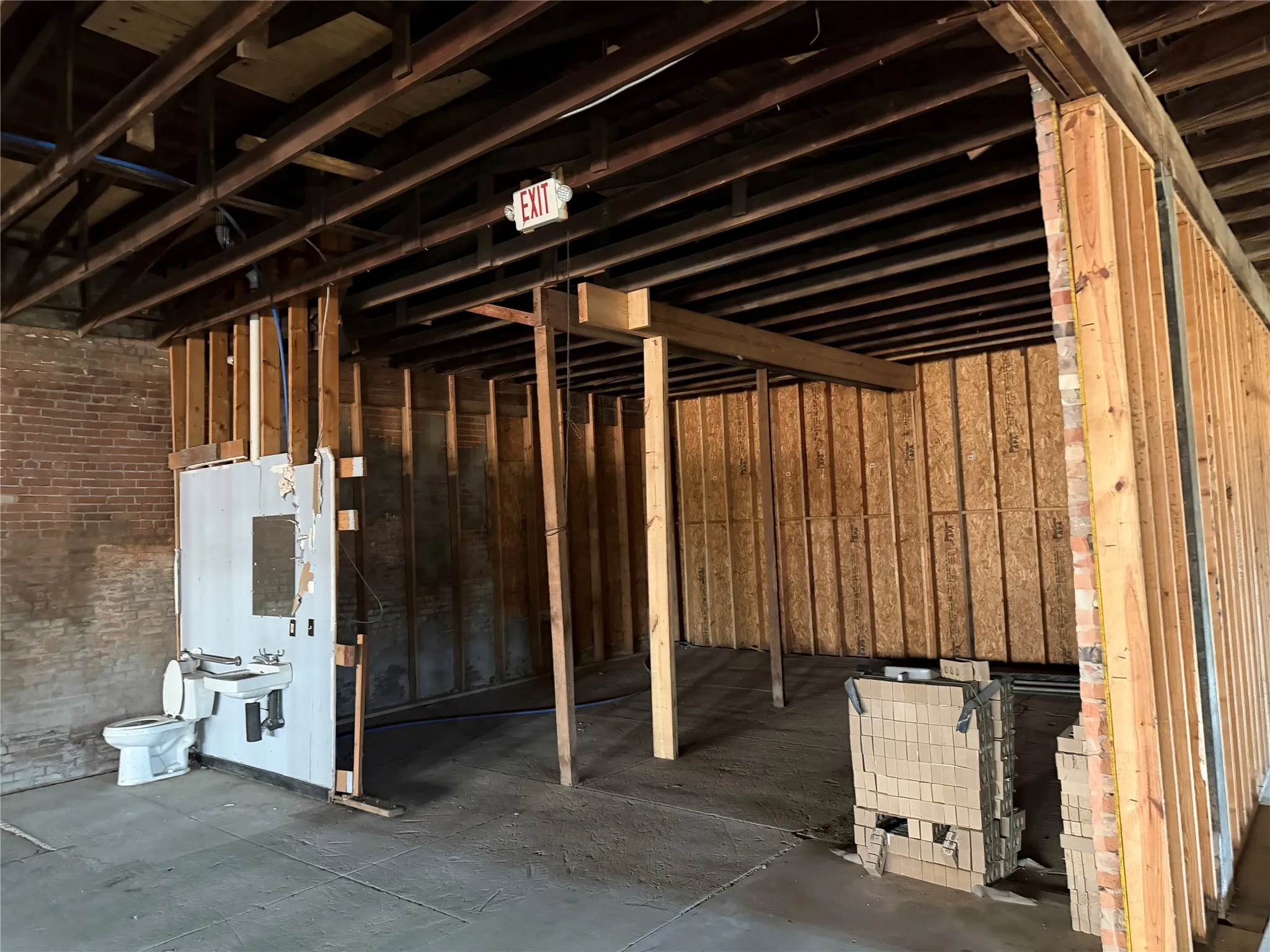 Business For Sale in Ellis County , 201 N Main Street, Maypearl, Texas 76064, 0, 0, Garage spaces, 0 Sqft, built in 1928, Preowned, mls#21241931, Real Estate Agent in Maypearl, Homes For Sale in Ellis county, Homes For Sale in Maypearl, Realtor in Maypearl Texas, Real Estate Brokerage Independent Realty Texas, Luminita Cordes Realtor