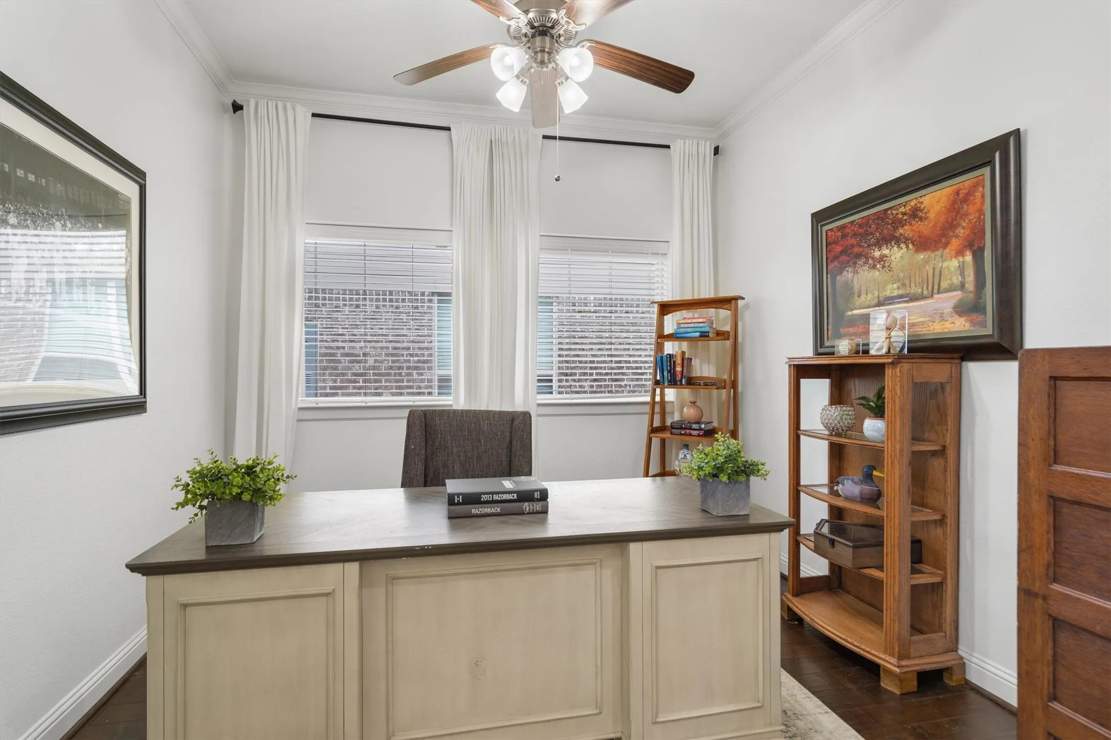Single Family Residence For Sale in Denton County , 205 Sunrise Drive, Argyle, Texas 76226, 4 Bedrooms, 4 Bathrooms, 2 Garage spaces, 2,841 Sqft, built in 2015, Price $499,000, mls#21242057, Real Estate Agent in Argyle, Homes For Sale in Denton county, Homes For Sale in Argyle, Realtor in Argyle Texas, Real Estate Brokerage Independent Realty Texas, Luminita Cordes Realtor