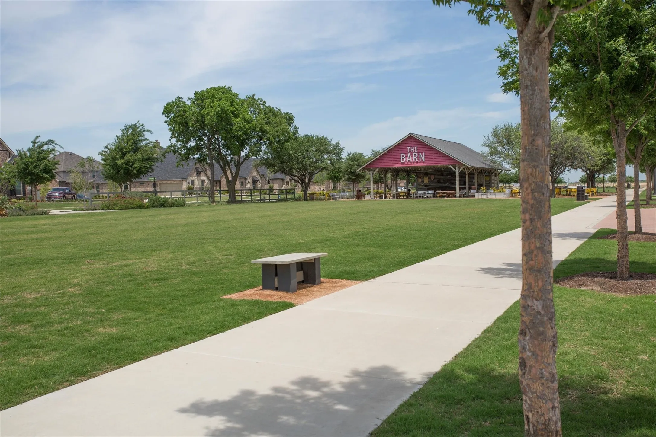 Single Family Residence For Sale in Denton County , 205 Sunrise Drive, Argyle, Texas 76226, 4 Bedrooms, 4 Bathrooms, 2 Garage spaces, 2,841 Sqft, built in 2015, Price $499,000, mls#21242057, Real Estate Agent in Argyle, Homes For Sale in Denton county, Homes For Sale in Argyle, Realtor in Argyle Texas, Real Estate Brokerage Independent Realty Texas, Luminita Cordes Realtor