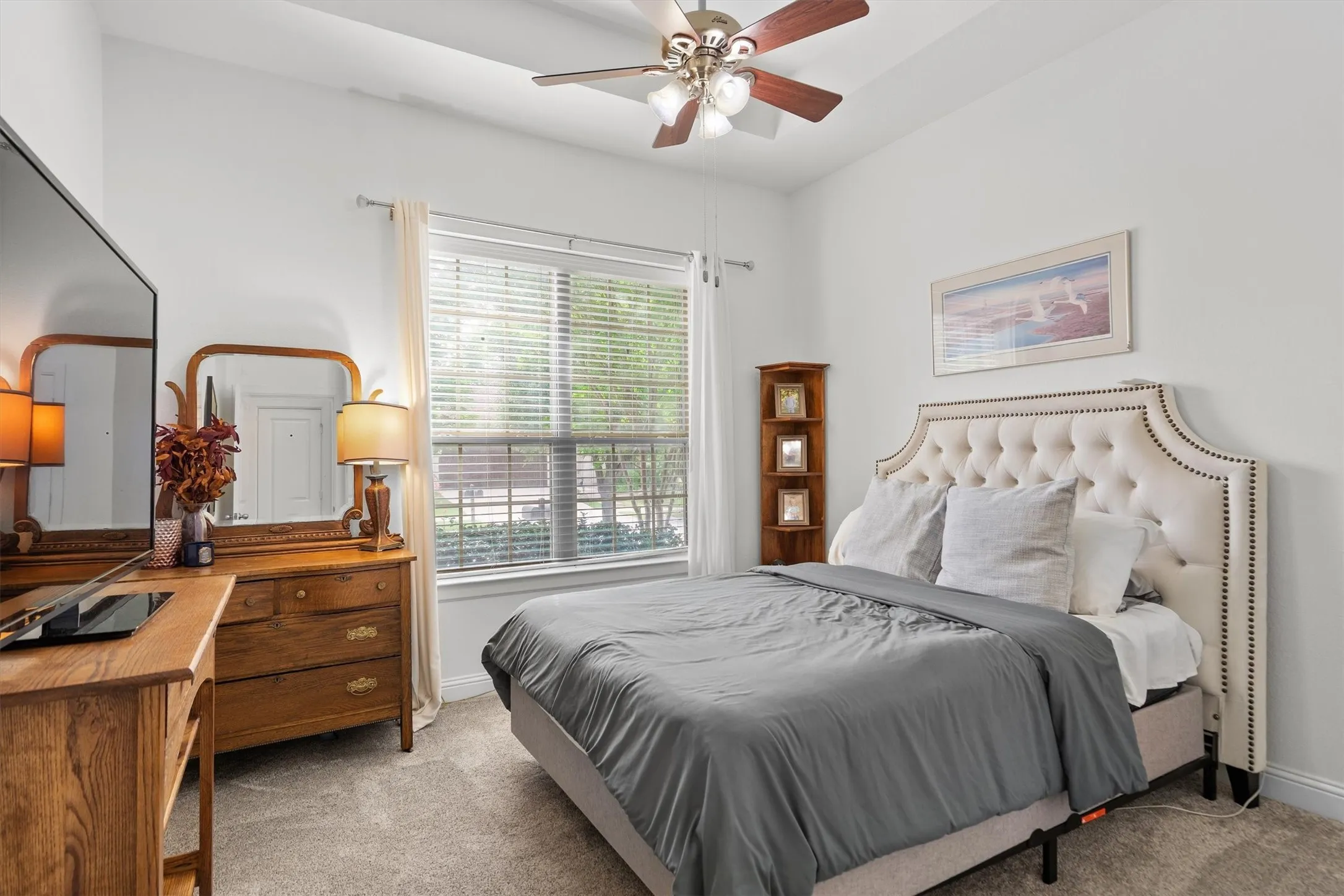 Single Family Residence For Sale in Denton County , 205 Sunrise Drive, Argyle, Texas 76226, 4 Bedrooms, 4 Bathrooms, 2 Garage spaces, 2,841 Sqft, built in 2015, Price $499,000, mls#21242057, Real Estate Agent in Argyle, Homes For Sale in Denton county, Homes For Sale in Argyle, Realtor in Argyle Texas, Real Estate Brokerage Independent Realty Texas, Luminita Cordes Realtor