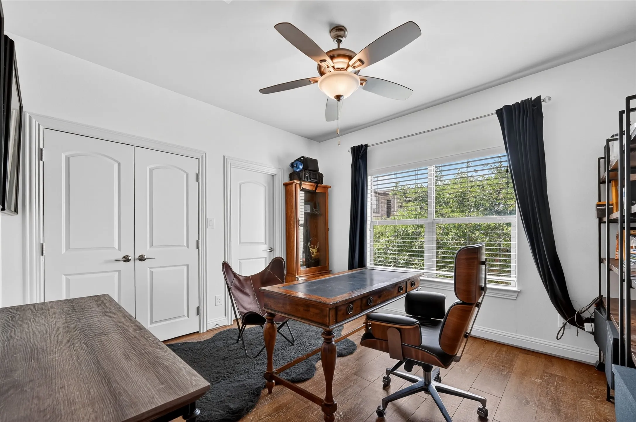 Condominium For Sale in Denton County , 500 Waters Edge Drive 324, Lake Dallas, Texas 75065, 3 Bedroom, 3 Bathroom, 2 Garage spaces, 1,886 Sqft, built in 2014, mls#21240631, Real Estate Agent in Lake Dallas, Homes For Sale in Denton county, Homes For Sale in Lake Dallas, Realtor in Lake Dallas Texas, Real Estate Brokerage Independent Realty Texas, Luminita Cordes Realtor