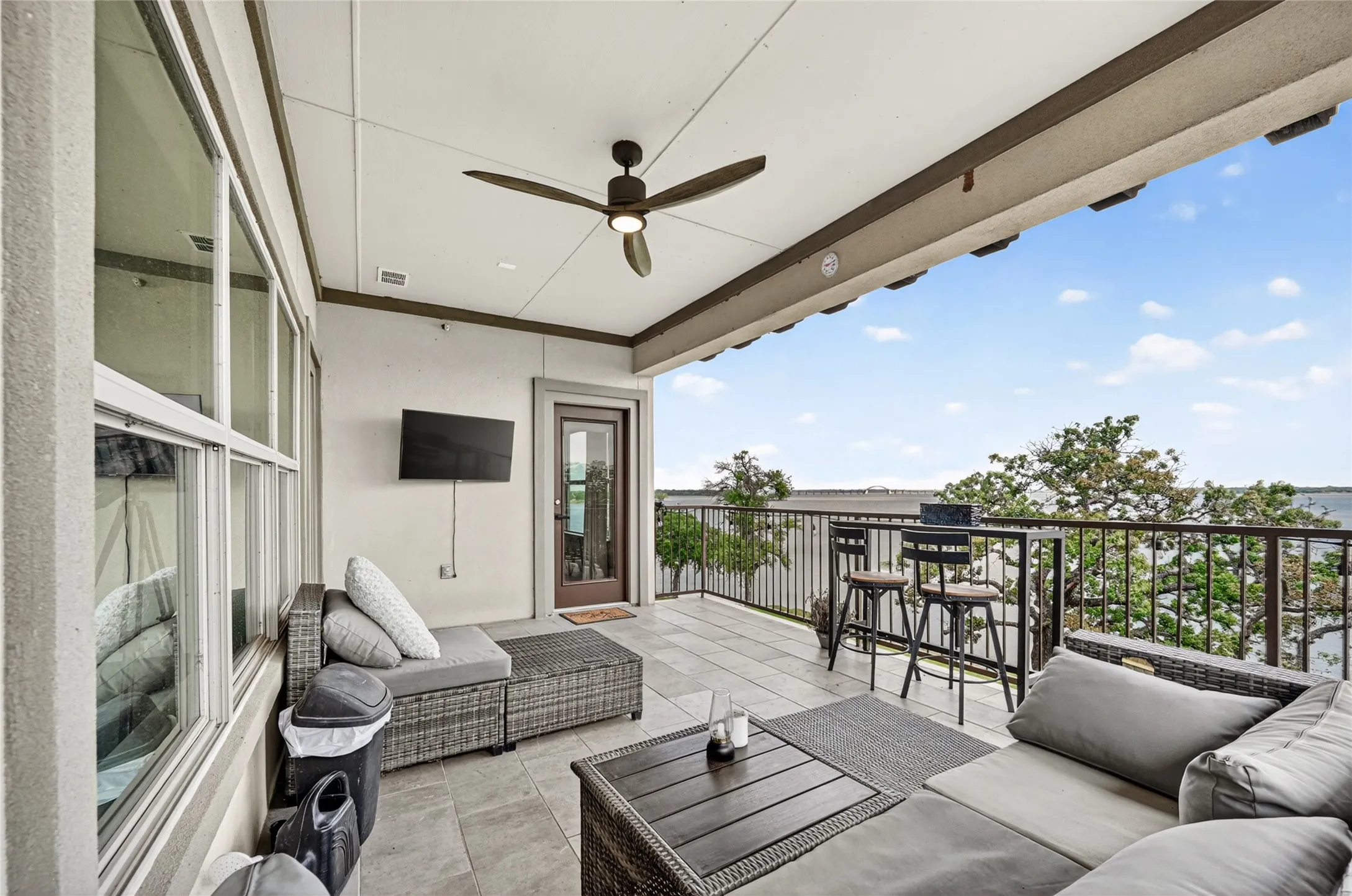Condominium For Sale in Denton County , 500 Waters Edge Drive 324, Lake Dallas, Texas 75065, 3 Bedroom, 3 Bathroom, 2 Garage spaces, 1,886 Sqft, built in 2014, mls#21240631, Real Estate Agent in Lake Dallas, Homes For Sale in Denton county, Homes For Sale in Lake Dallas, Realtor in Lake Dallas Texas, Real Estate Brokerage Independent Realty Texas, Luminita Cordes Realtor