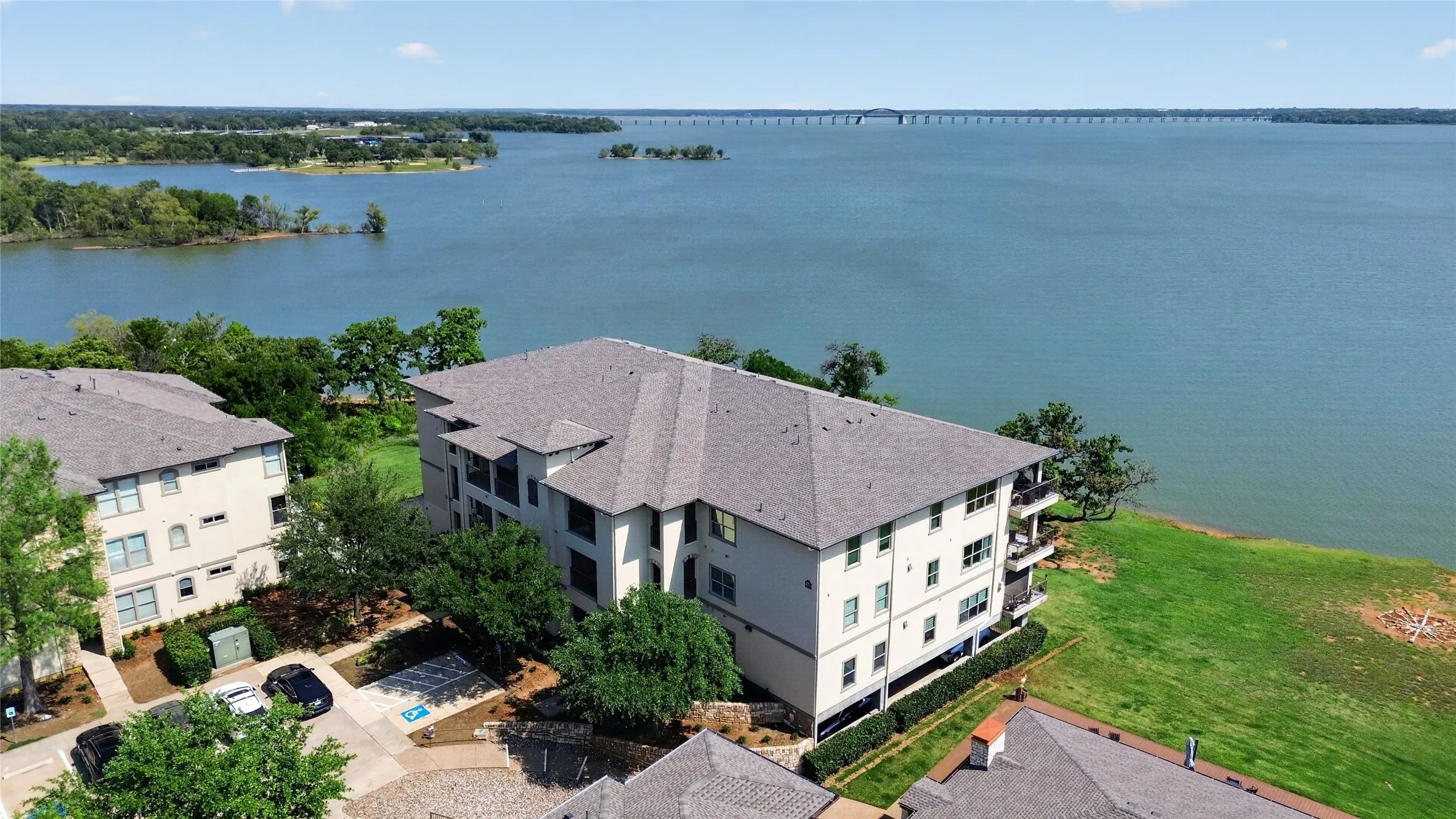 Condominium For Sale in Denton County , 500 Waters Edge Drive 324, Lake Dallas, Texas 75065, 3 Bedroom, 3 Bathroom, 2 Garage spaces, 1,886 Sqft, built in 2014, mls#21240631, Real Estate Agent in Lake Dallas, Homes For Sale in Denton county, Homes For Sale in Lake Dallas, Realtor in Lake Dallas Texas, Real Estate Brokerage Independent Realty Texas, Luminita Cordes Realtor