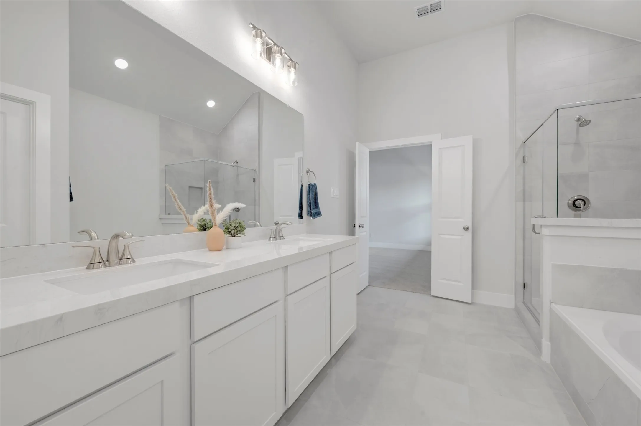 Single Family Residence For Sale in Collin County , 3816 Nocona Street, Celina, Texas 75009, 3 Bedroom, 2 Bathroom, 2 Garage spaces, 1,608 Sqft, built in 2026, New Construction - Incomplete, mls#21236645, Real Estate Agent in Celina, Homes For Sale in Collin county, Homes For Sale in Celina, Realtor in Celina Texas, Real Estate Brokerage Independent Realty Texas, Luminita Cordes Realtor