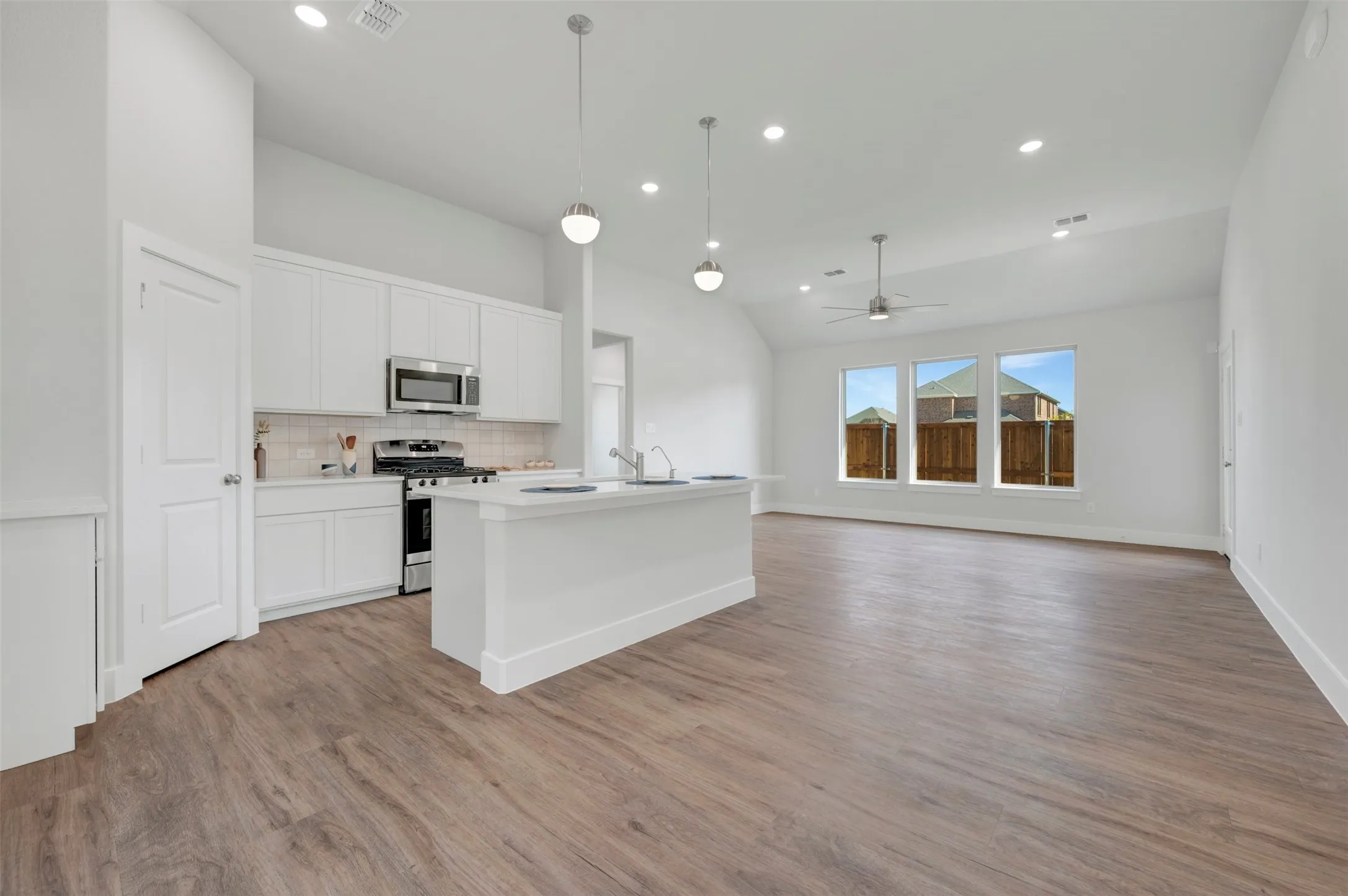 Single Family Residence For Sale in Collin County , 3816 Nocona Street, Celina, Texas 75009, 3 Bedroom, 2 Bathroom, 2 Garage spaces, 1,608 Sqft, built in 2026, New Construction - Incomplete, mls#21236645, Real Estate Agent in Celina, Homes For Sale in Collin county, Homes For Sale in Celina, Realtor in Celina Texas, Real Estate Brokerage Independent Realty Texas, Luminita Cordes Realtor