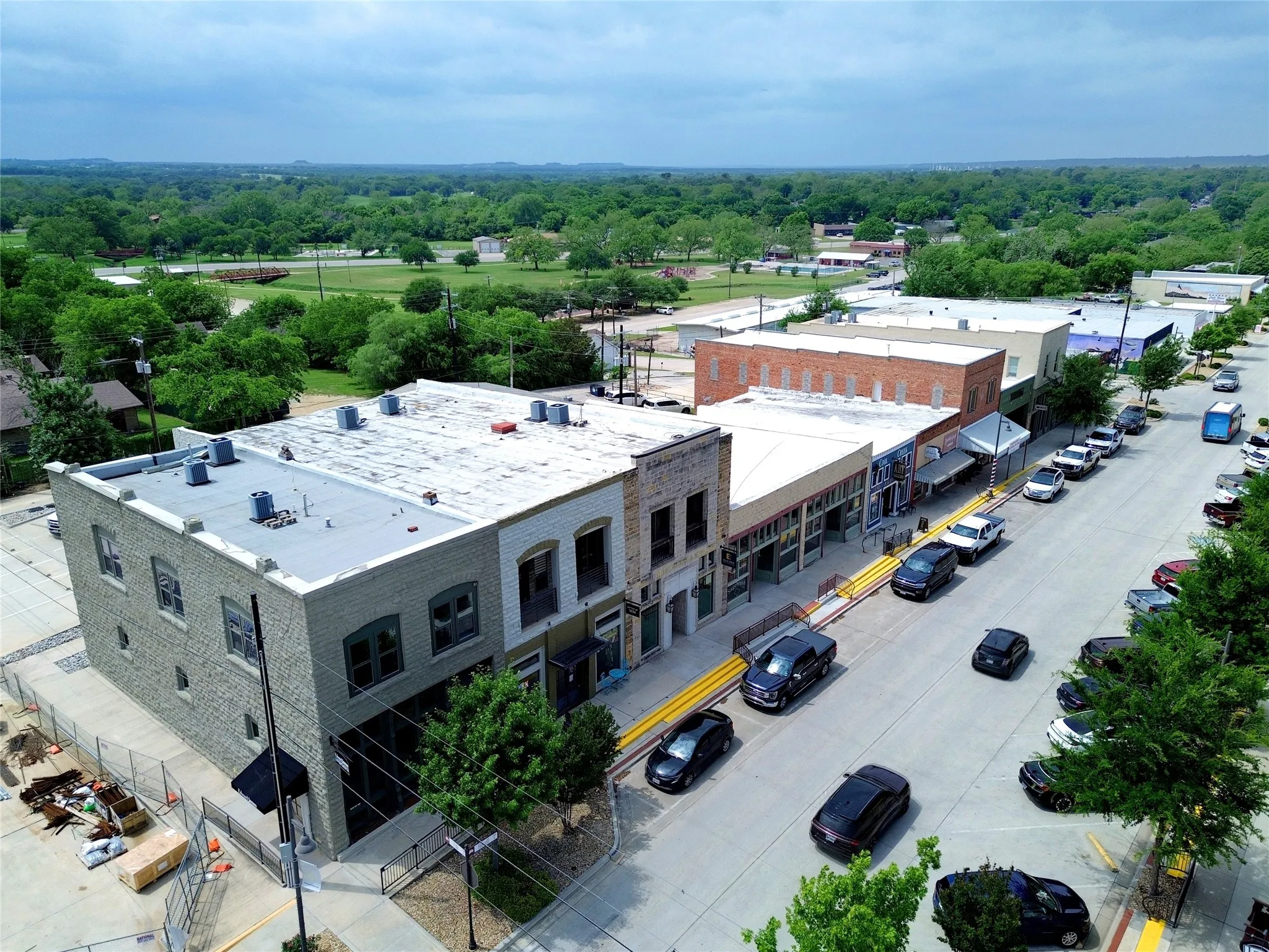 Office For Sale in Wise County , 1024 Halsell Street, Bridgeport, Texas 76426, 0, 0, Garage spaces, 0 Sqft, built in 1920, Preowned, mls#21239017, Real Estate Agent in Bridgeport, Homes For Sale in Wise county, Homes For Sale in Bridgeport, Realtor in Bridgeport Texas, Real Estate Brokerage Independent Realty Texas, Luminita Cordes Realtor