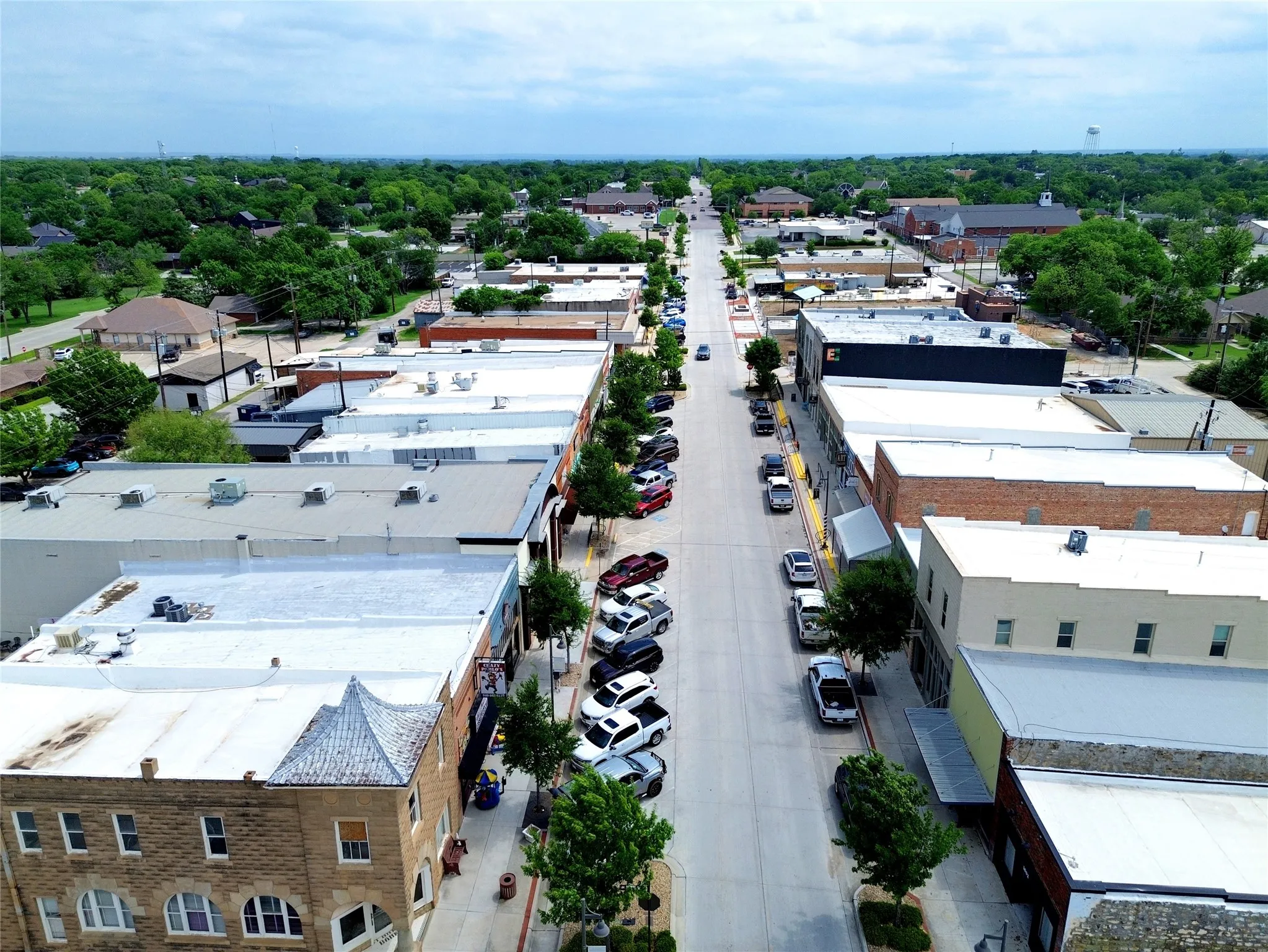 Office For Sale in Wise County , 1024 Halsell Street, Bridgeport, Texas 76426, 0, 0, Garage spaces, 0 Sqft, built in 1920, Preowned, mls#21239017, Real Estate Agent in Bridgeport, Homes For Sale in Wise county, Homes For Sale in Bridgeport, Realtor in Bridgeport Texas, Real Estate Brokerage Independent Realty Texas, Luminita Cordes Realtor