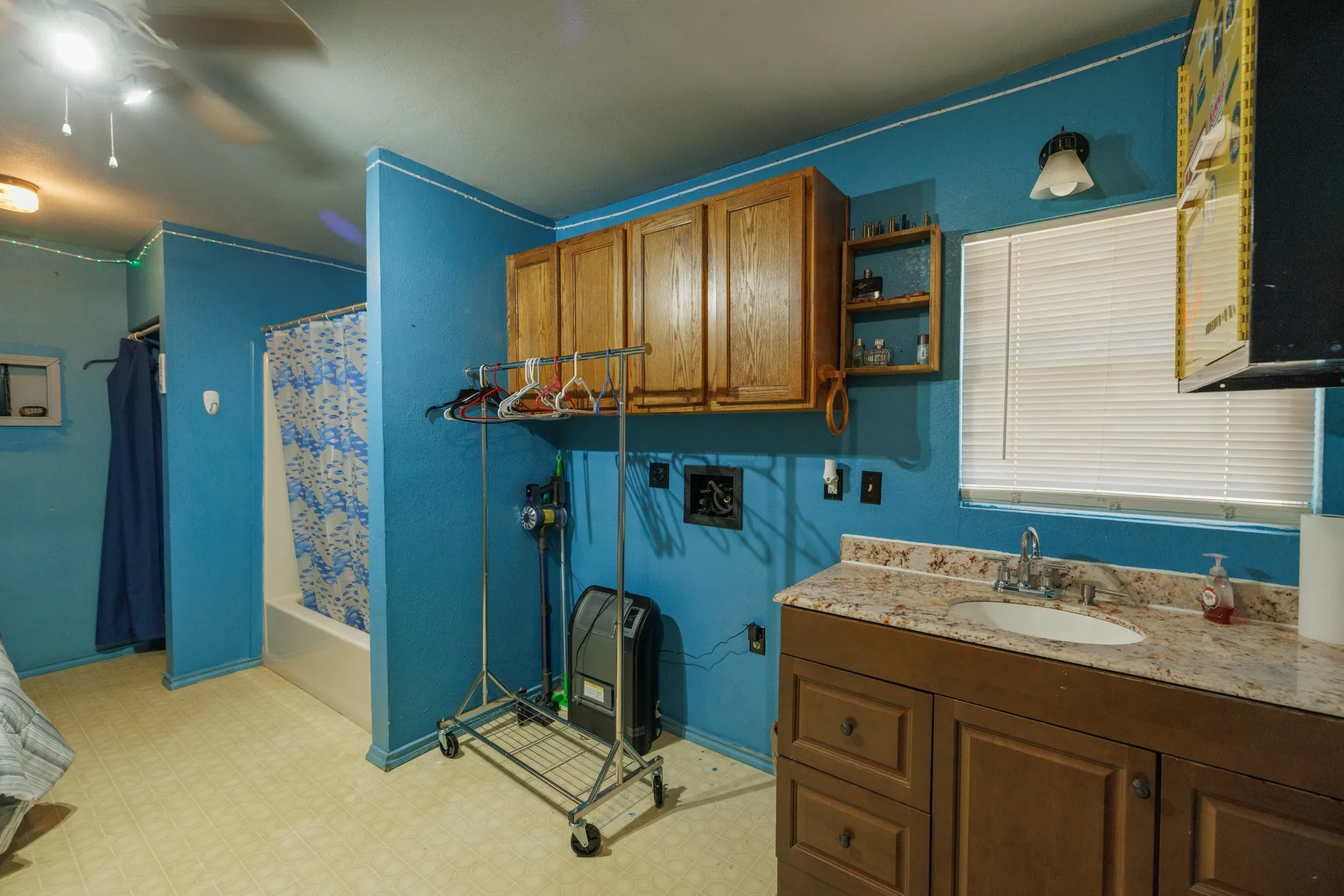 Mobile Home For Sale in Jones County , 8378 County Road 358, Anson, Texas 79501, 3 Bedroom, 2 Bathroom, 5 Garage spaces, 1,560 Sqft, built in 2008, Preowned, mls#21222960, Real Estate Agent in Anson, Homes For Sale in Jones county, Homes For Sale in Anson, Realtor in Anson Texas, Real Estate Brokerage Independent Realty Texas, Luminita Cordes Realtor