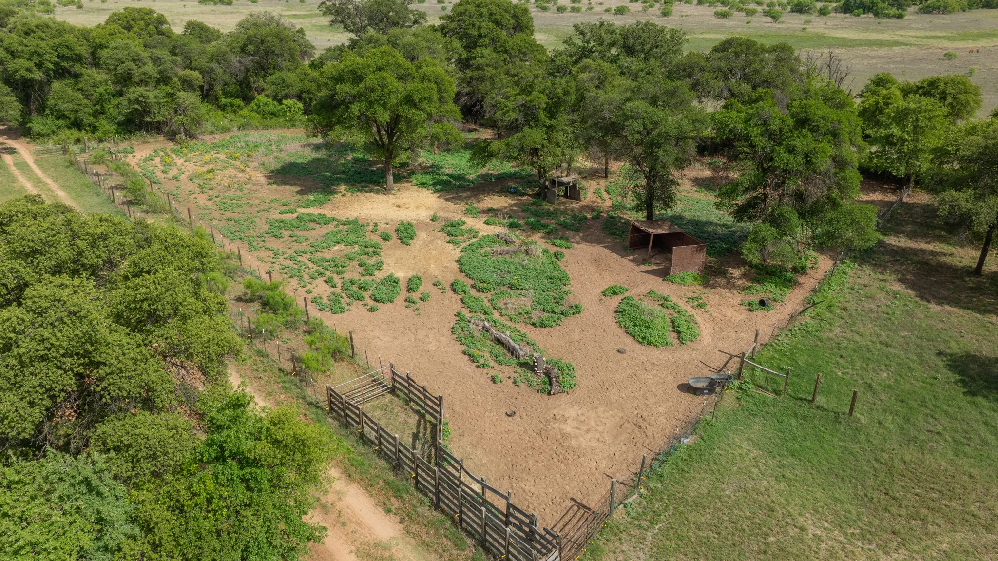 Mobile Home For Sale in Jones County , 8378 County Road 358, Anson, Texas 79501, 3 Bedroom, 2 Bathroom, 5 Garage spaces, 1,560 Sqft, built in 2008, Preowned, mls#21222960, Real Estate Agent in Anson, Homes For Sale in Jones county, Homes For Sale in Anson, Realtor in Anson Texas, Real Estate Brokerage Independent Realty Texas, Luminita Cordes Realtor