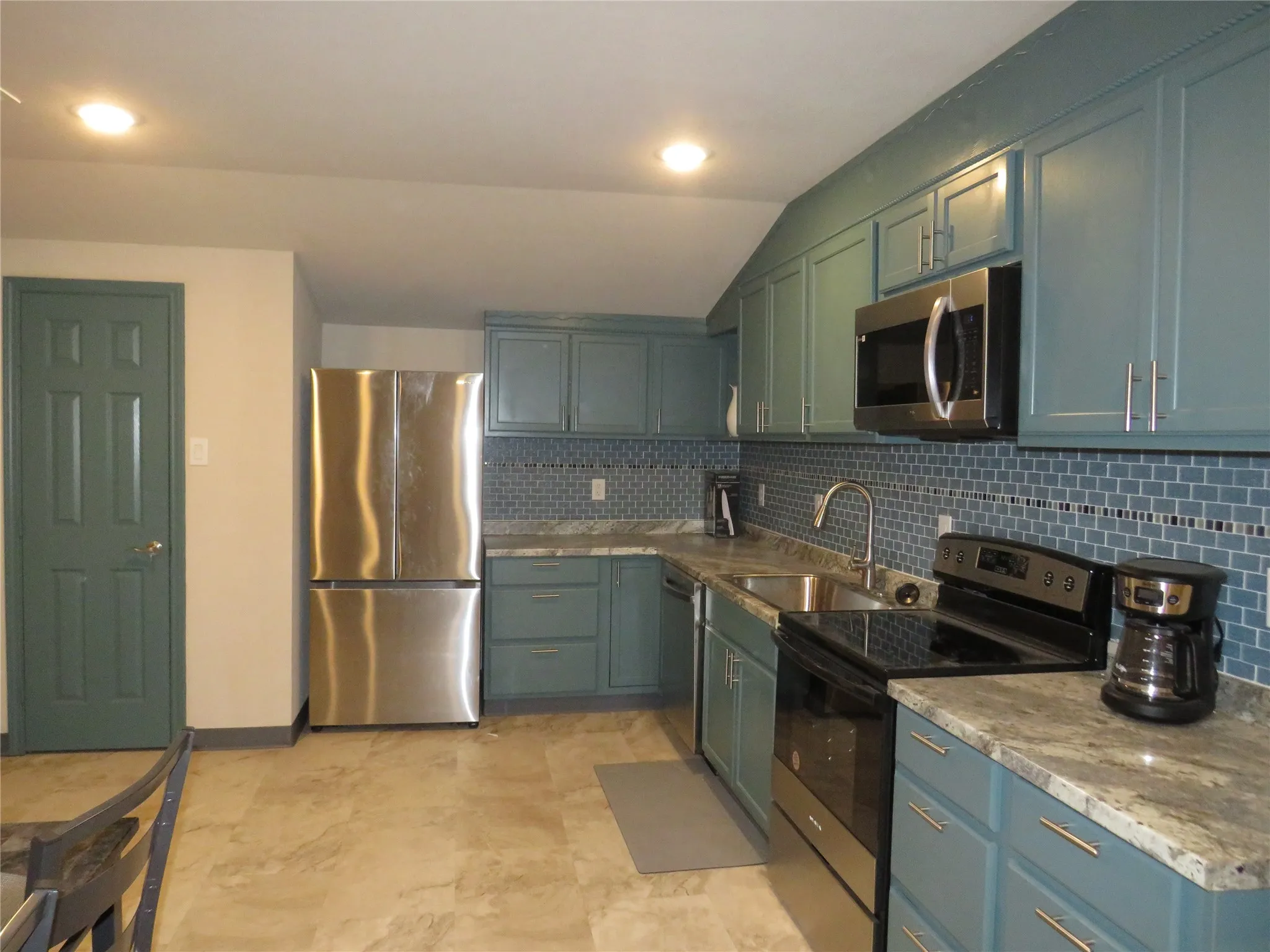 Single Family Residence For Rent in Denton County , 12069 Joyce Lane 2, Roanoke, Texas 76262, 1 Bedroom, 2 Bathrooms, Garage spaces, 7,950 Sqft, built in 2021, Price $850, mls#21241858, Real Estate Agent in Roanoke, Homes For Rent in Denton county, Homes For Rent in Roanoke, Realtor in Roanoke Texas, Real Estate Brokerage Independent Realty Texas, Luminita Cordes Realtor