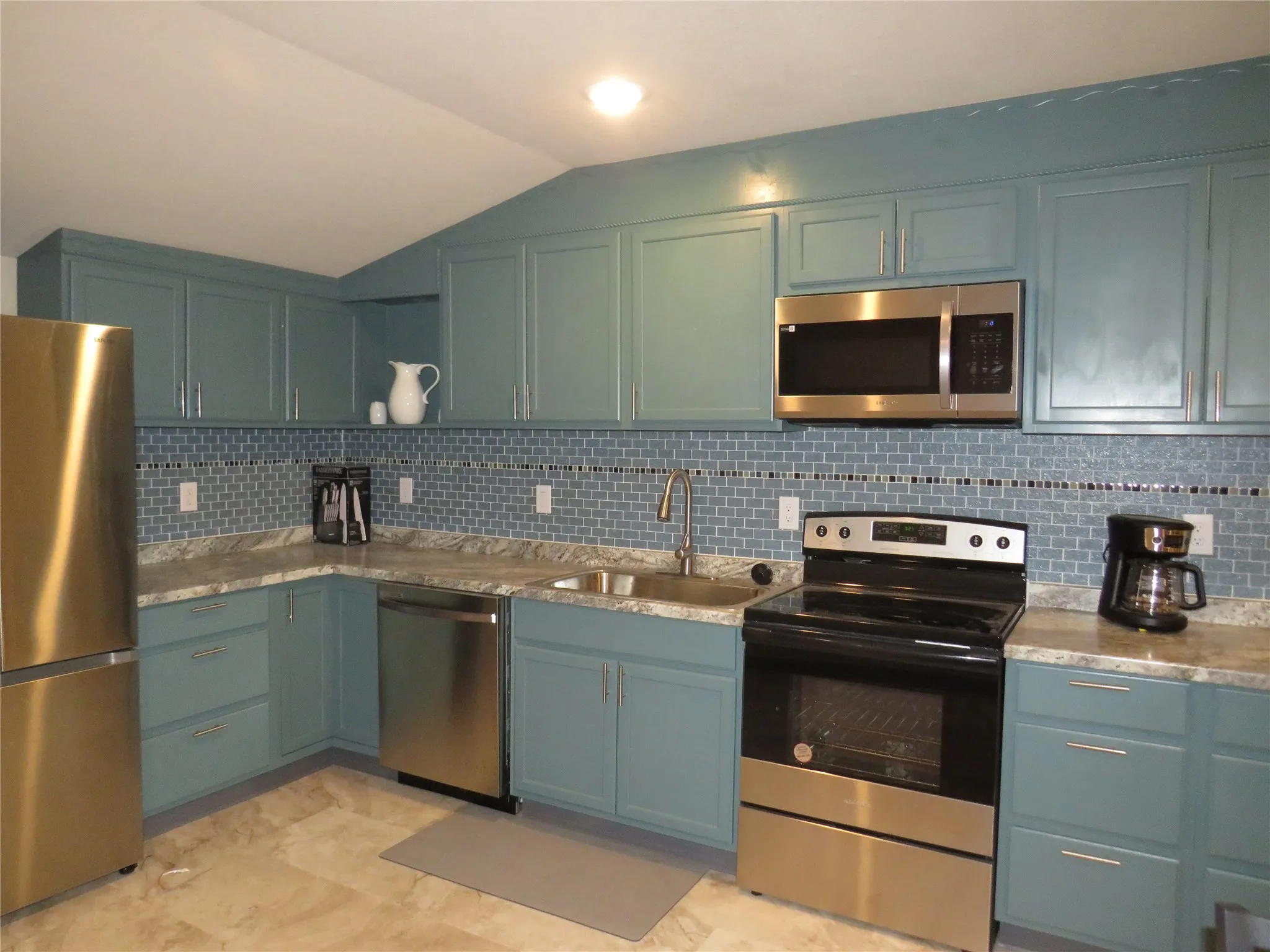 Single Family Residence For Rent in Denton County , 12069 Joyce Lane 2, Roanoke, Texas 76262, 1 Bedroom, 2 Bathrooms, Garage spaces, 7,950 Sqft, built in 2021, Price $850, mls#21241858, Real Estate Agent in Roanoke, Homes For Rent in Denton county, Homes For Rent in Roanoke, Realtor in Roanoke Texas, Real Estate Brokerage Independent Realty Texas, Luminita Cordes Realtor