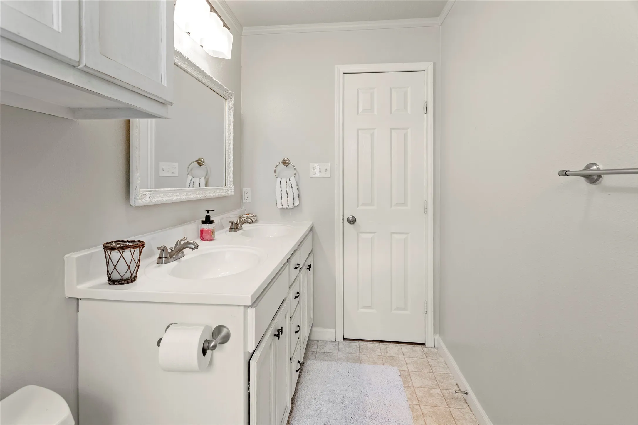 Single Family Residence For Sale in Van Zandt County , 1921 Fm 279, Ben Wheeler, Texas 75754, 3 Bedroom, 2 Bathroom, 2 Garage spaces, 1,943 Sqft, built in 1969, mls#21242159, Real Estate Agent in Ben Wheeler, Homes For Sale in Van Zandt county, Homes For Sale in Ben Wheeler, Realtor in Ben Wheeler Texas, Real Estate Brokerage Independent Realty Texas, Luminita Cordes Realtor