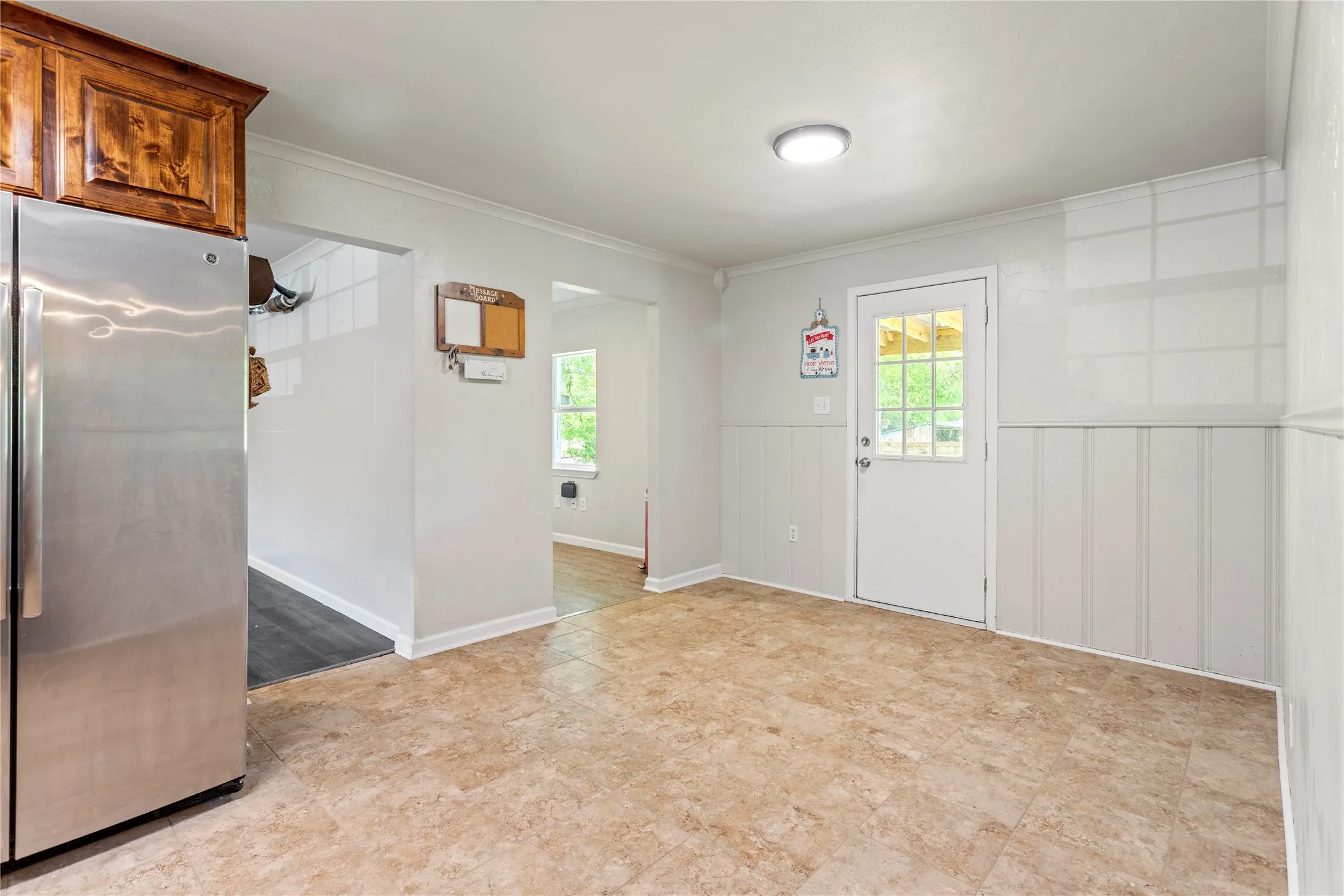 Single Family Residence For Sale in Van Zandt County , 1921 Fm 279, Ben Wheeler, Texas 75754, 3 Bedroom, 2 Bathroom, 2 Garage spaces, 1,943 Sqft, built in 1969, mls#21242159, Real Estate Agent in Ben Wheeler, Homes For Sale in Van Zandt county, Homes For Sale in Ben Wheeler, Realtor in Ben Wheeler Texas, Real Estate Brokerage Independent Realty Texas, Luminita Cordes Realtor