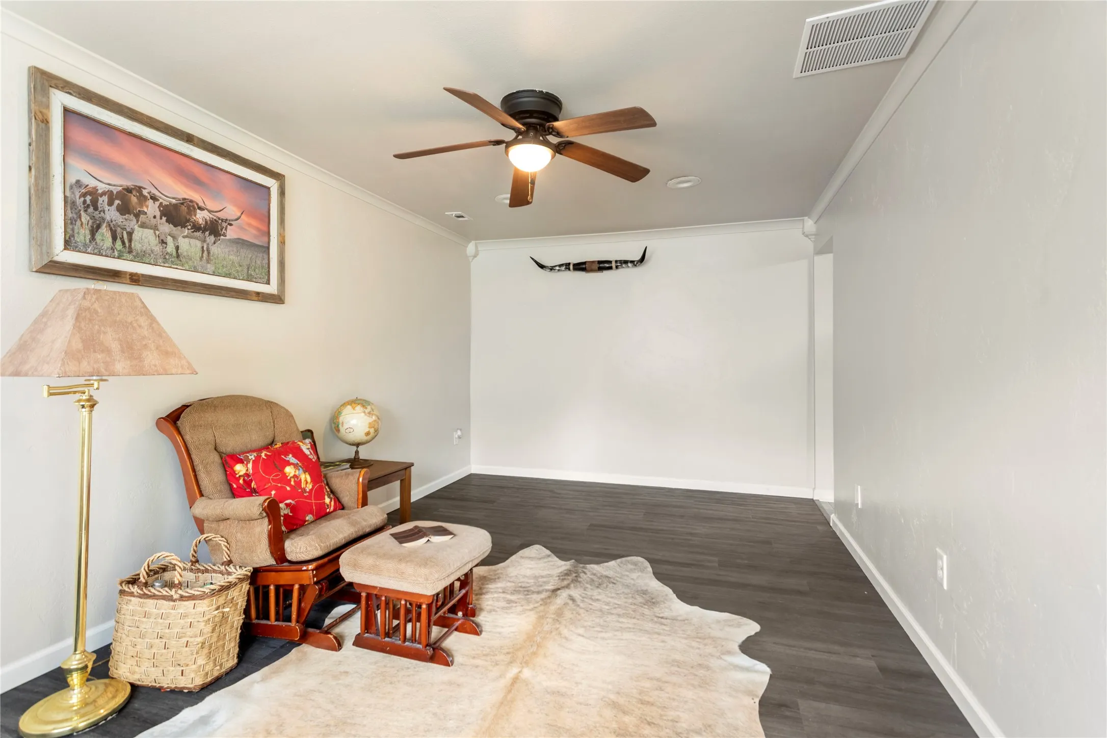 Single Family Residence For Sale in Van Zandt County , 1921 Fm 279, Ben Wheeler, Texas 75754, 3 Bedroom, 2 Bathroom, 2 Garage spaces, 1,943 Sqft, built in 1969, mls#21242159, Real Estate Agent in Ben Wheeler, Homes For Sale in Van Zandt county, Homes For Sale in Ben Wheeler, Realtor in Ben Wheeler Texas, Real Estate Brokerage Independent Realty Texas, Luminita Cordes Realtor
