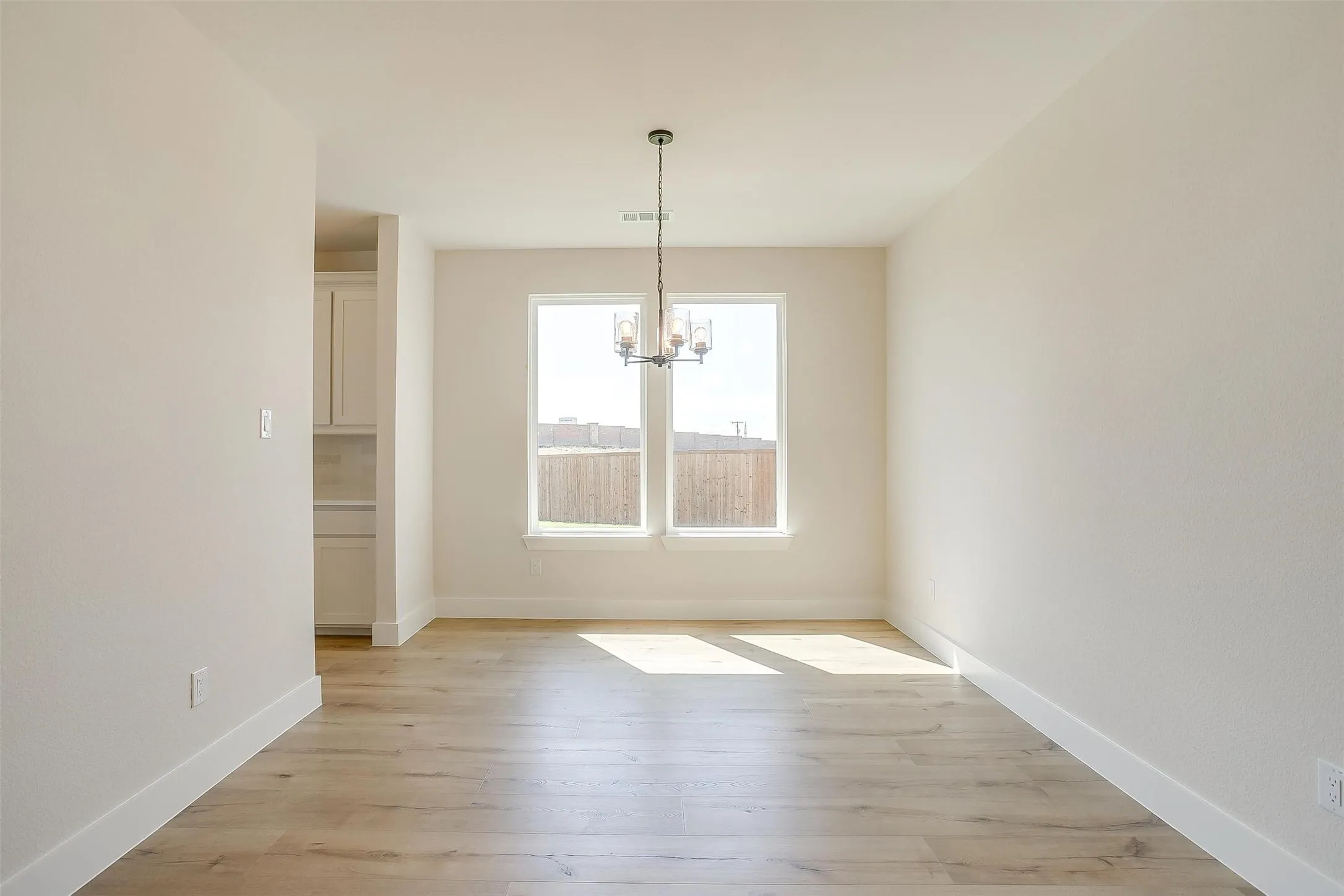 Single Family Residence For Sale in Tarrant County , 806 Feathergrass Court E, Haslet, Texas 76052, 3 Bedroom, 3 Bathroom, 3 Garage spaces, 3,040 Sqft, built in 2026, New Construction - Incomplete, mls#21242165, Real Estate Agent in Haslet, Homes For Sale in Tarrant county, Homes For Sale in Haslet, Realtor in Haslet Texas, Real Estate Brokerage Independent Realty Texas, Luminita Cordes Realtor