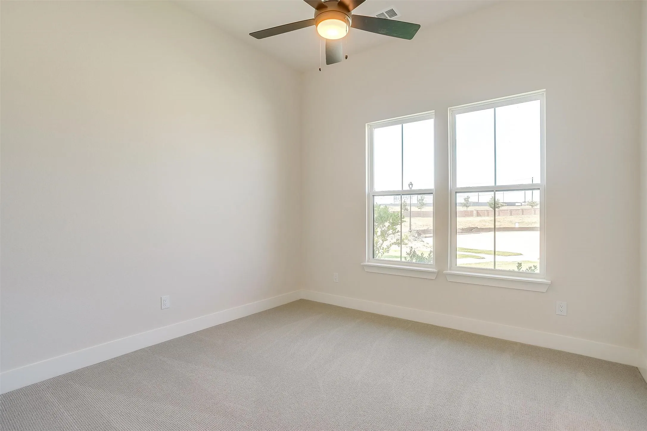 Single Family Residence For Sale in Tarrant County , 806 Feathergrass Court E, Haslet, Texas 76052, 3 Bedroom, 3 Bathroom, 3 Garage spaces, 3,040 Sqft, built in 2026, New Construction - Incomplete, mls#21242165, Real Estate Agent in Haslet, Homes For Sale in Tarrant county, Homes For Sale in Haslet, Realtor in Haslet Texas, Real Estate Brokerage Independent Realty Texas, Luminita Cordes Realtor