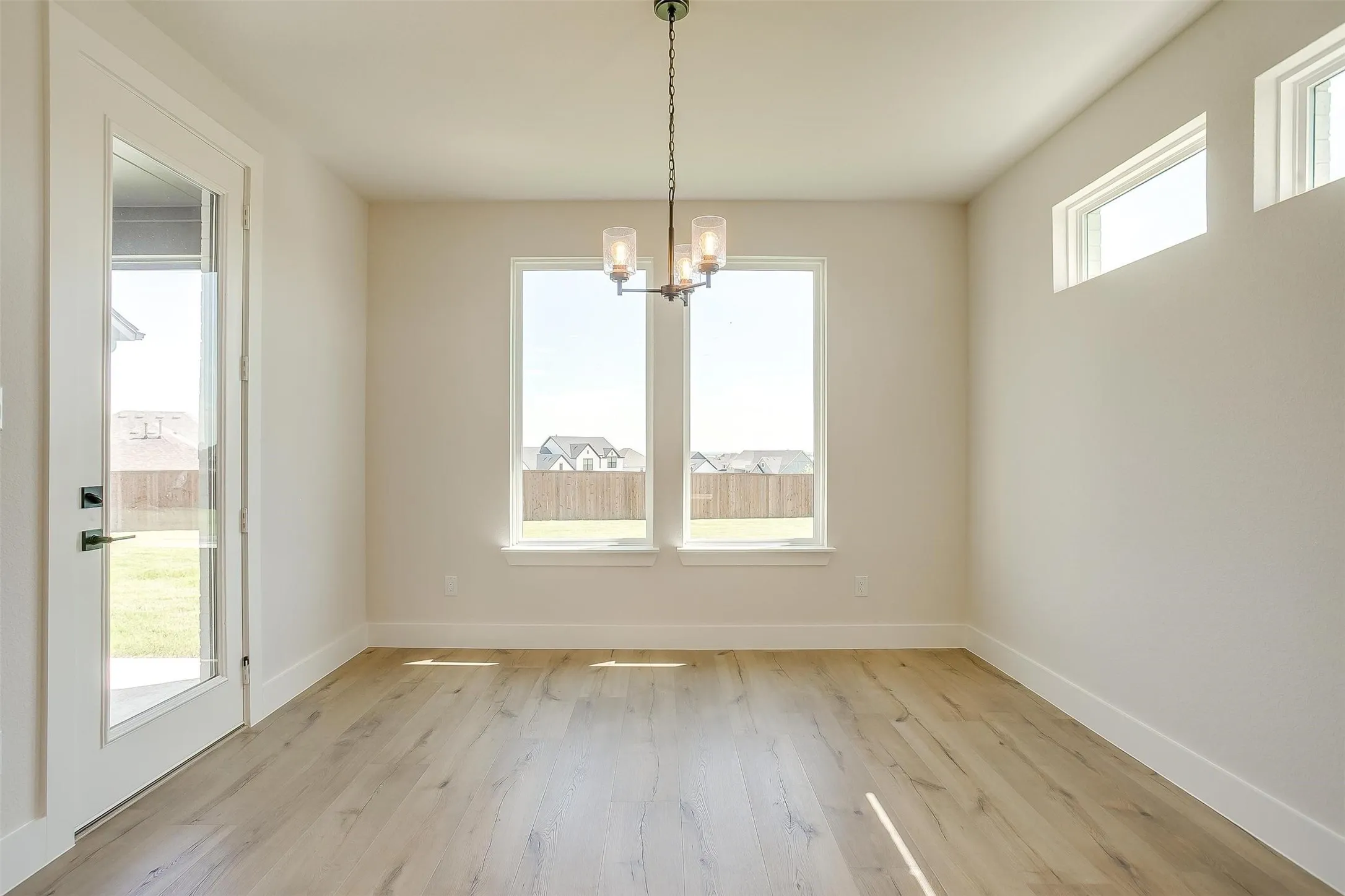 Single Family Residence For Sale in Tarrant County , 806 Feathergrass Court E, Haslet, Texas 76052, 3 Bedroom, 3 Bathroom, 3 Garage spaces, 3,040 Sqft, built in 2026, New Construction - Incomplete, mls#21242165, Real Estate Agent in Haslet, Homes For Sale in Tarrant county, Homes For Sale in Haslet, Realtor in Haslet Texas, Real Estate Brokerage Independent Realty Texas, Luminita Cordes Realtor