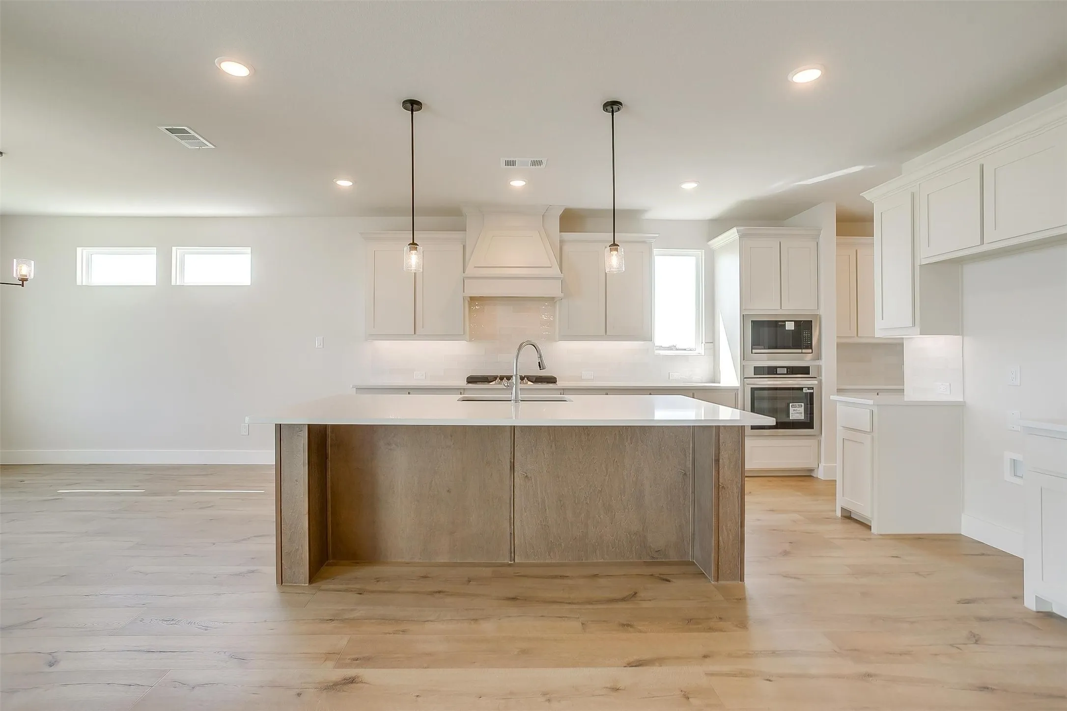Single Family Residence For Sale in Tarrant County , 806 Feathergrass Court E, Haslet, Texas 76052, 3 Bedroom, 3 Bathroom, 3 Garage spaces, 3,040 Sqft, built in 2026, New Construction - Incomplete, mls#21242165, Real Estate Agent in Haslet, Homes For Sale in Tarrant county, Homes For Sale in Haslet, Realtor in Haslet Texas, Real Estate Brokerage Independent Realty Texas, Luminita Cordes Realtor