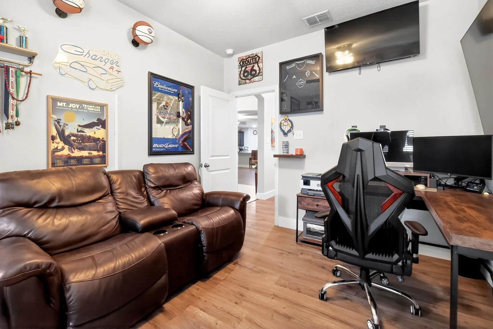 Single Family Residence For Sale in Tarrant County , 1445 Eagle Nest Drive, Pelican Bay, Texas 76020, 3 Bedroom, 2 Bathroom, 2 Garage spaces, 1,790 Sqft, built in 2020, mls#21226879, Real Estate Agent in Pelican Bay, Homes For Sale in Tarrant county, Homes For Sale in Pelican Bay, Realtor in Pelican Bay Texas, Real Estate Brokerage Independent Realty Texas, Luminita Cordes Realtor