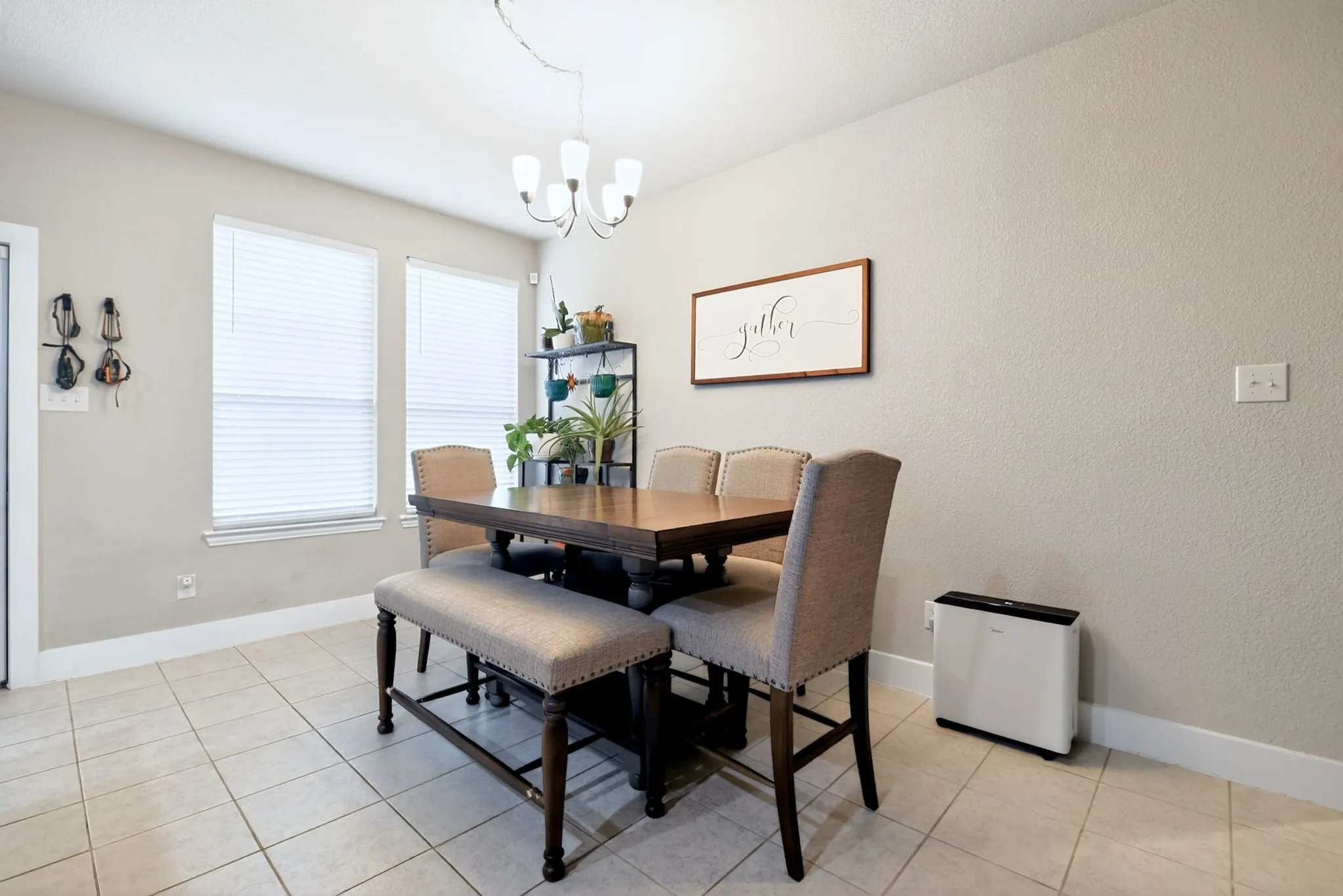 Single Family Residence For Sale in Tarrant County , 1445 Eagle Nest Drive, Pelican Bay, Texas 76020, 3 Bedroom, 2 Bathroom, 2 Garage spaces, 1,790 Sqft, built in 2020, mls#21226879, Real Estate Agent in Pelican Bay, Homes For Sale in Tarrant county, Homes For Sale in Pelican Bay, Realtor in Pelican Bay Texas, Real Estate Brokerage Independent Realty Texas, Luminita Cordes Realtor