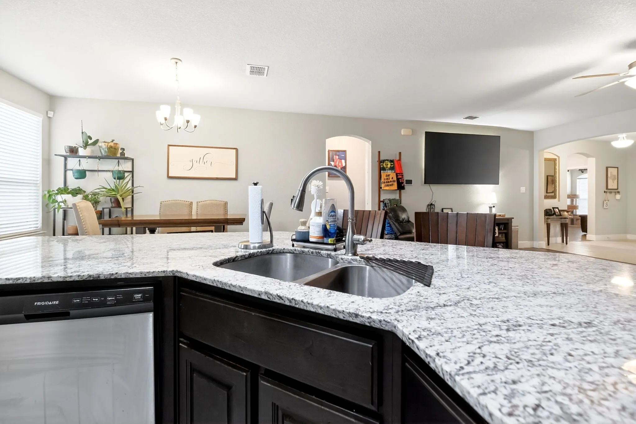 Single Family Residence For Sale in Tarrant County , 1445 Eagle Nest Drive, Pelican Bay, Texas 76020, 3 Bedroom, 2 Bathroom, 2 Garage spaces, 1,790 Sqft, built in 2020, mls#21226879, Real Estate Agent in Pelican Bay, Homes For Sale in Tarrant county, Homes For Sale in Pelican Bay, Realtor in Pelican Bay Texas, Real Estate Brokerage Independent Realty Texas, Luminita Cordes Realtor